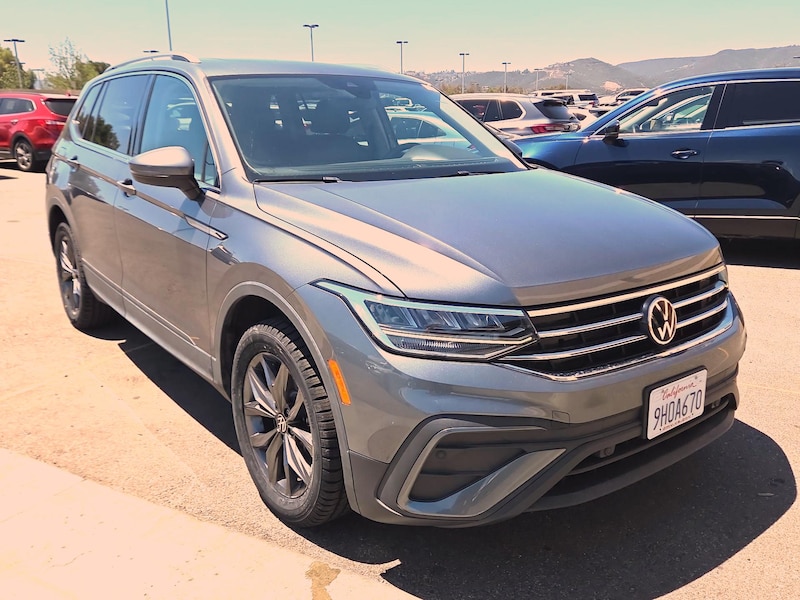 2023 Volkswagen Tiguan SE