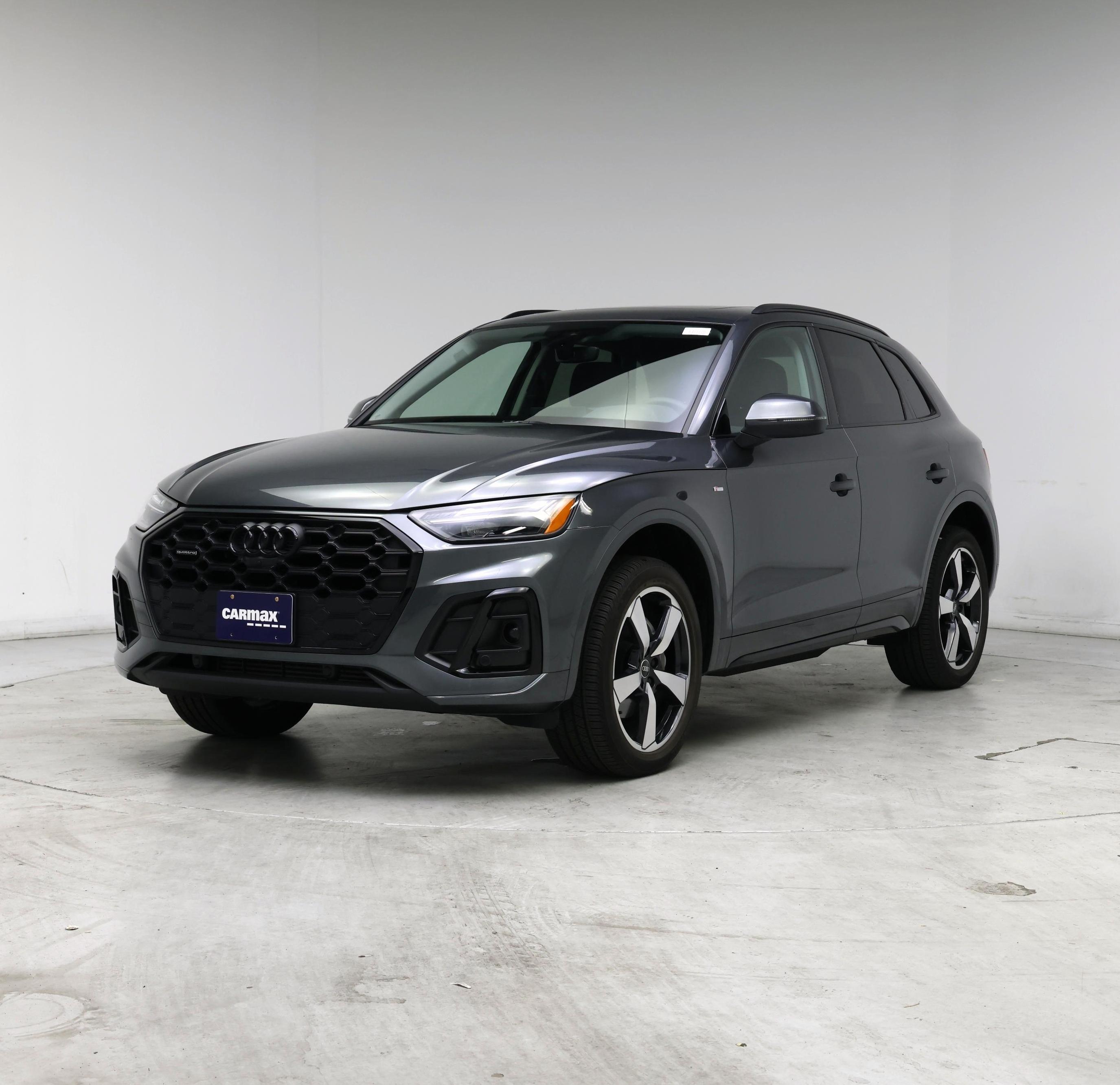 Thumbnail: 2023 Audi Q5 - 4