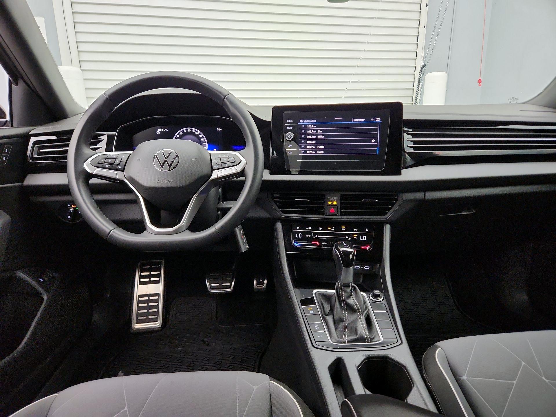 Thumbnail: 2026 Volkswagen Jetta - 9