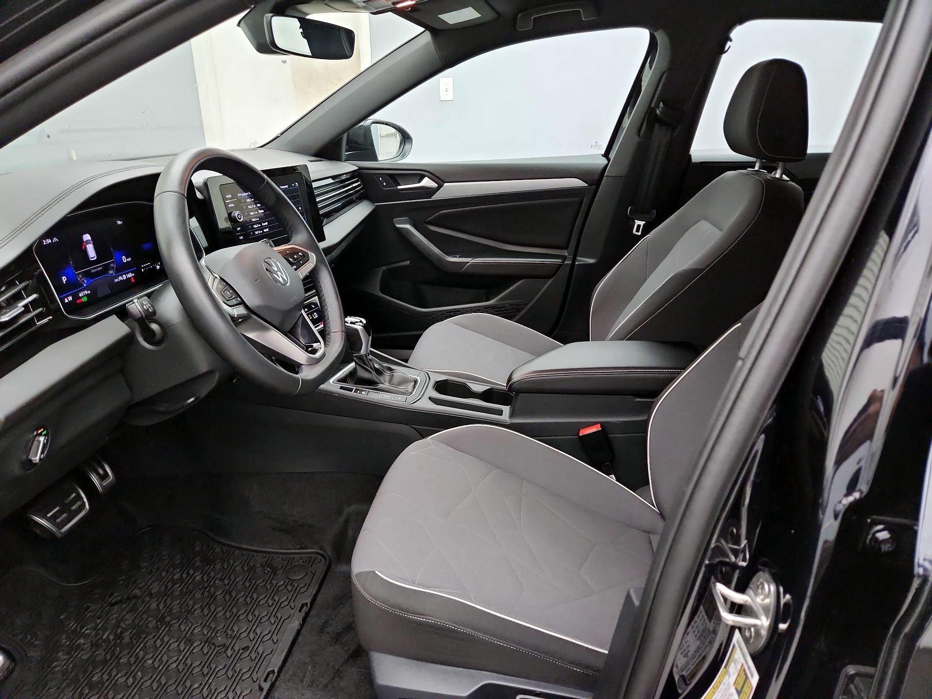 Thumbnail: 2026 Volkswagen Jetta - 11