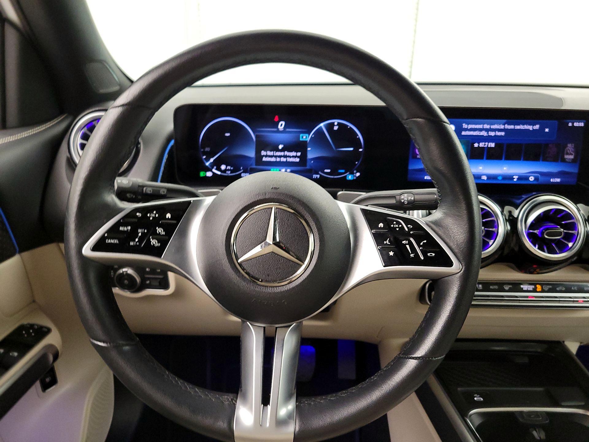 Thumbnail: 2025 Mercedes-Benz GLB - 10