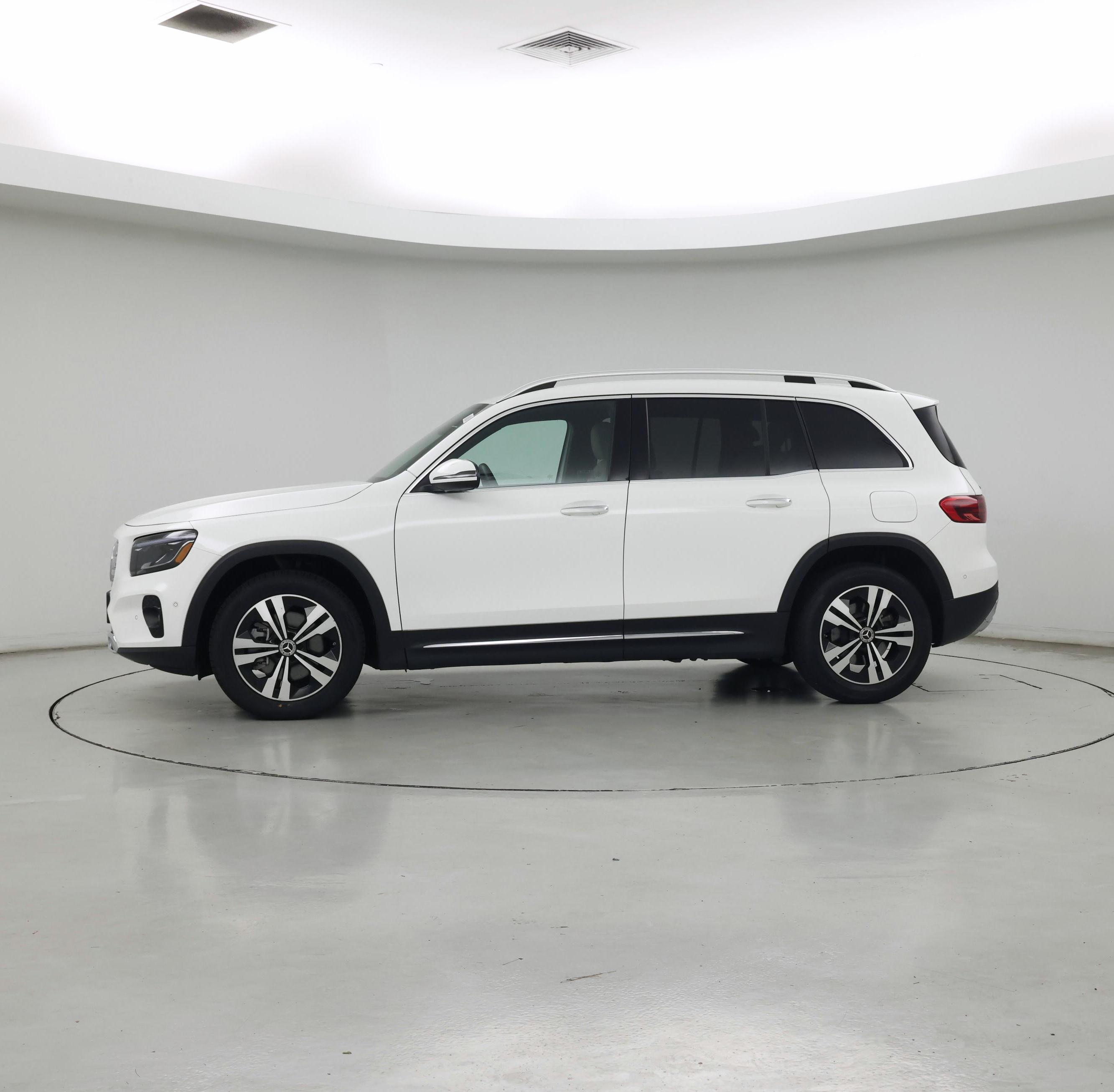 Thumbnail: 2025 Mercedes-Benz GLB - 3