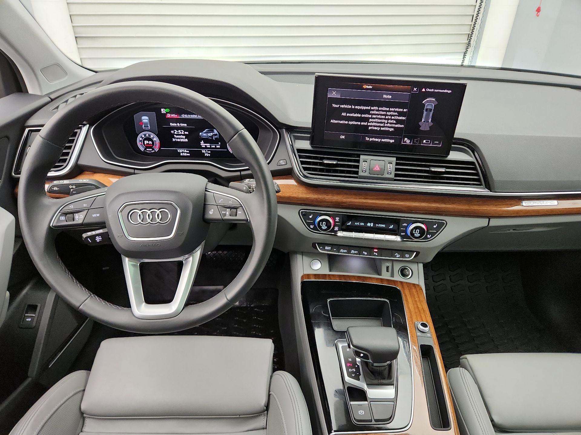 Thumbnail: 2023 Audi Q5 - 9