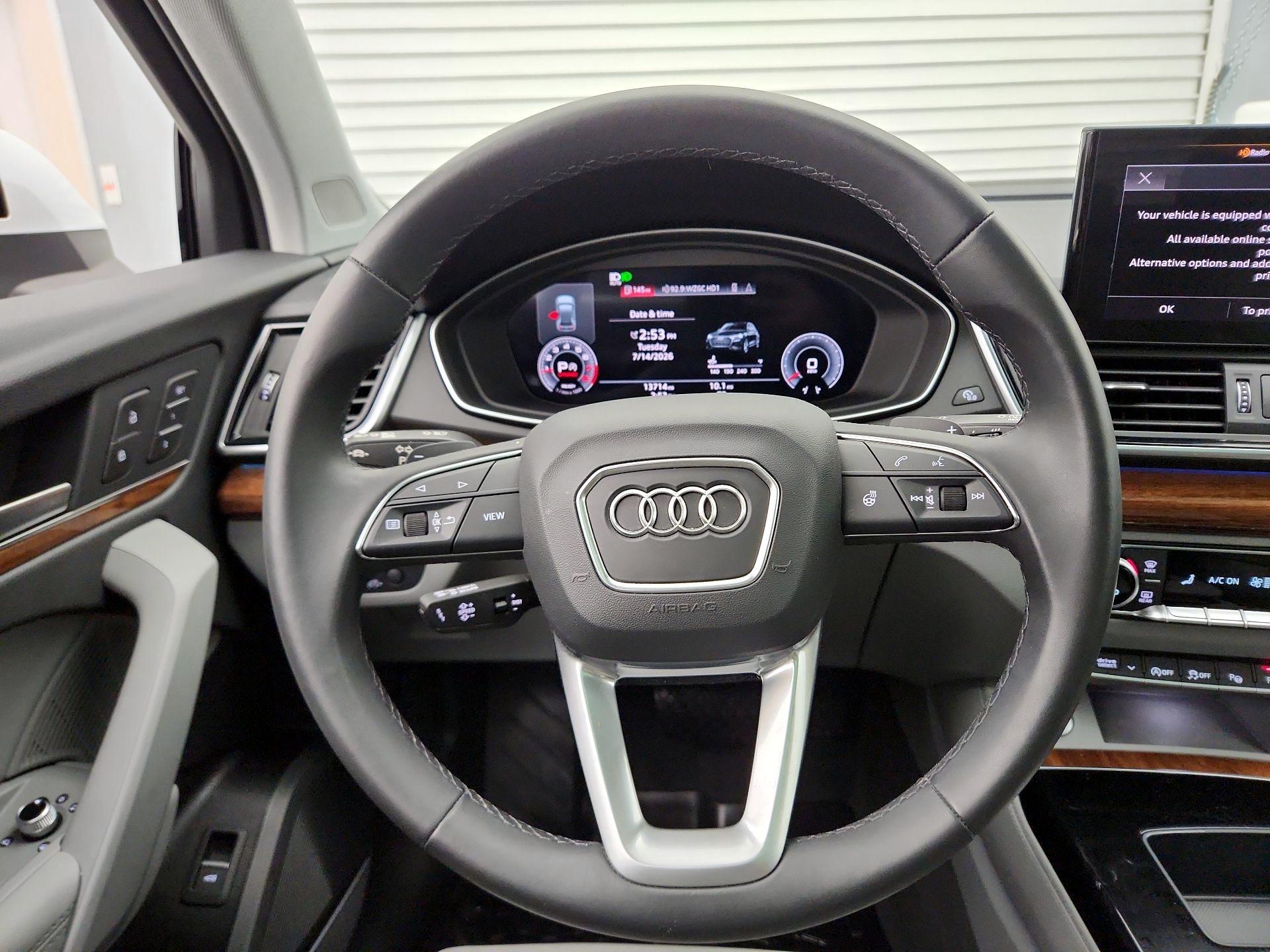 Thumbnail: 2023 Audi Q5 - 10