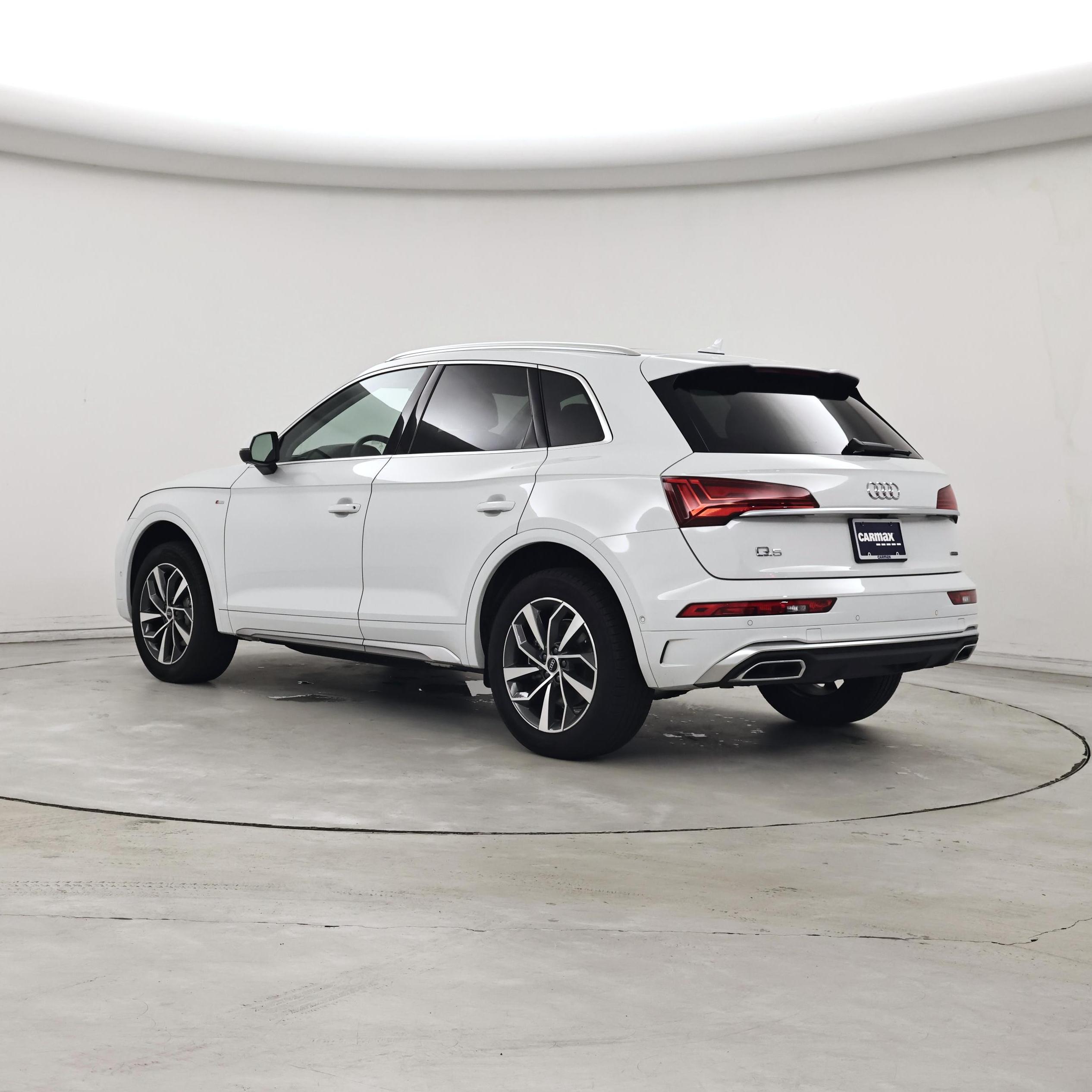 Thumbnail: 2023 Audi Q5 - 2