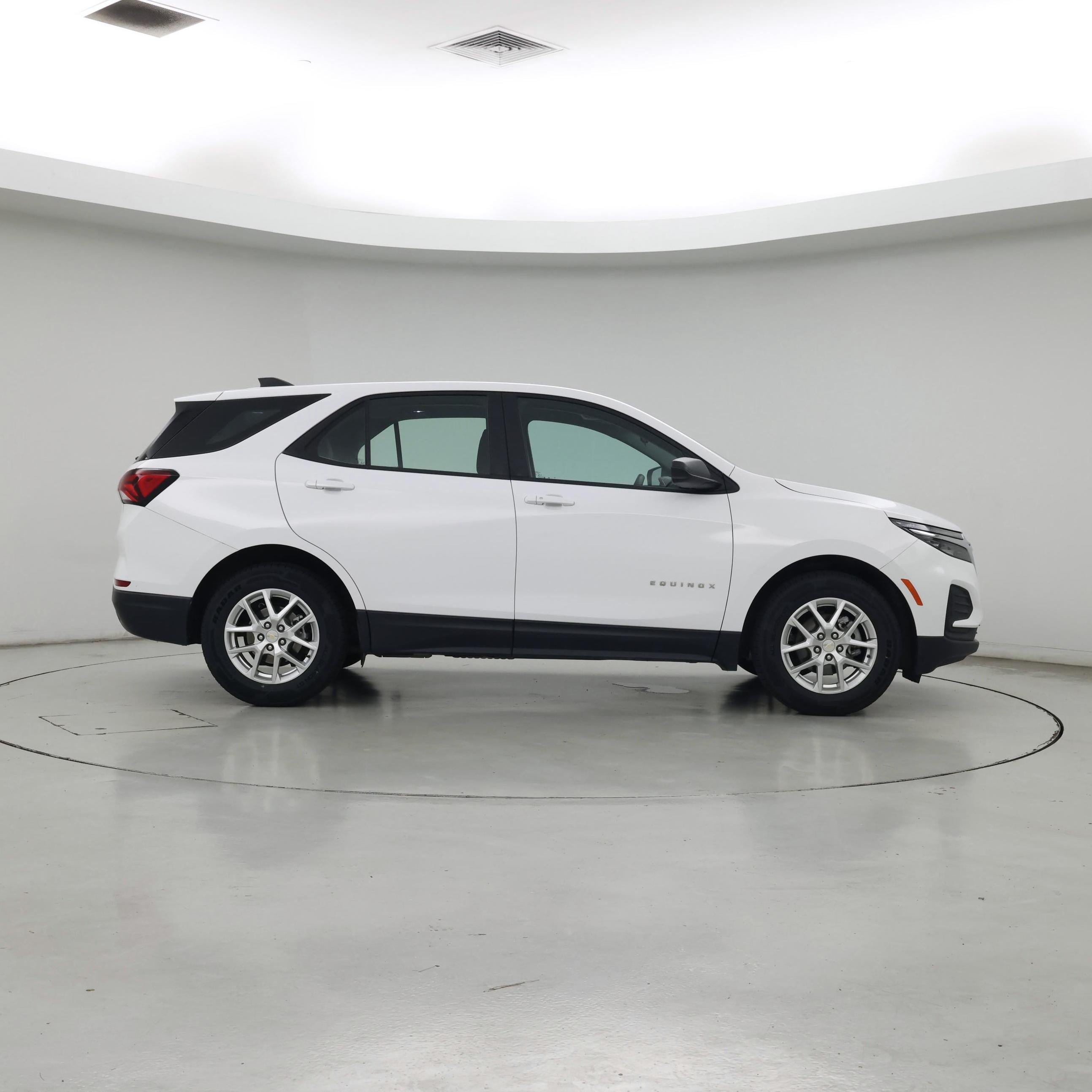 Thumbnail: 2023 Chevrolet Equinox - 7