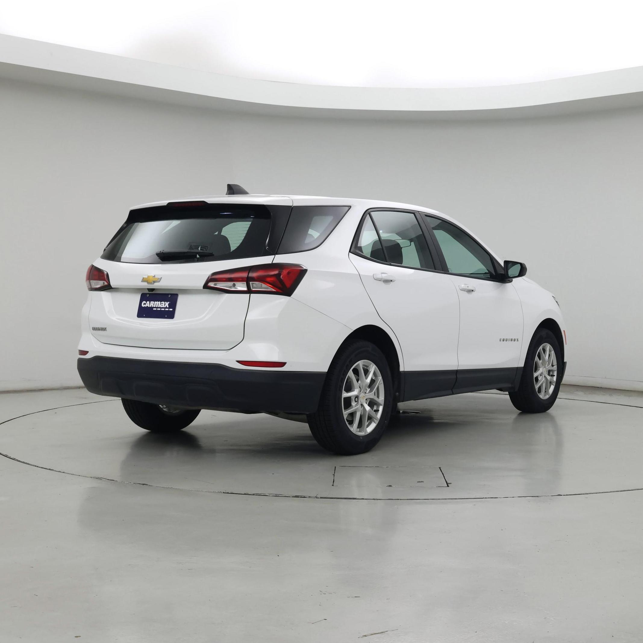 Thumbnail: 2023 Chevrolet Equinox - 8
