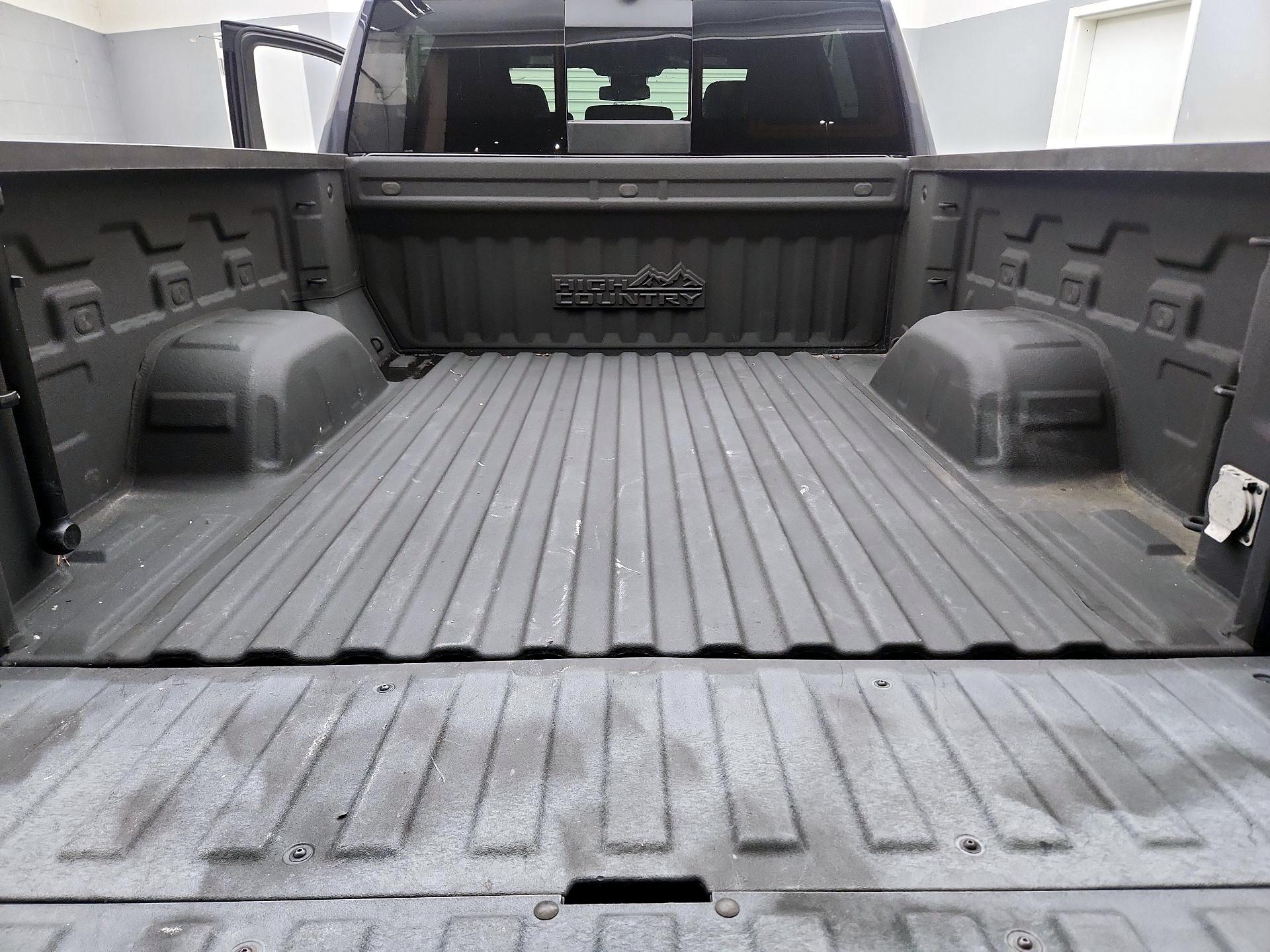 Thumbnail: 2022 Chevrolet Silverado 1500 - 20