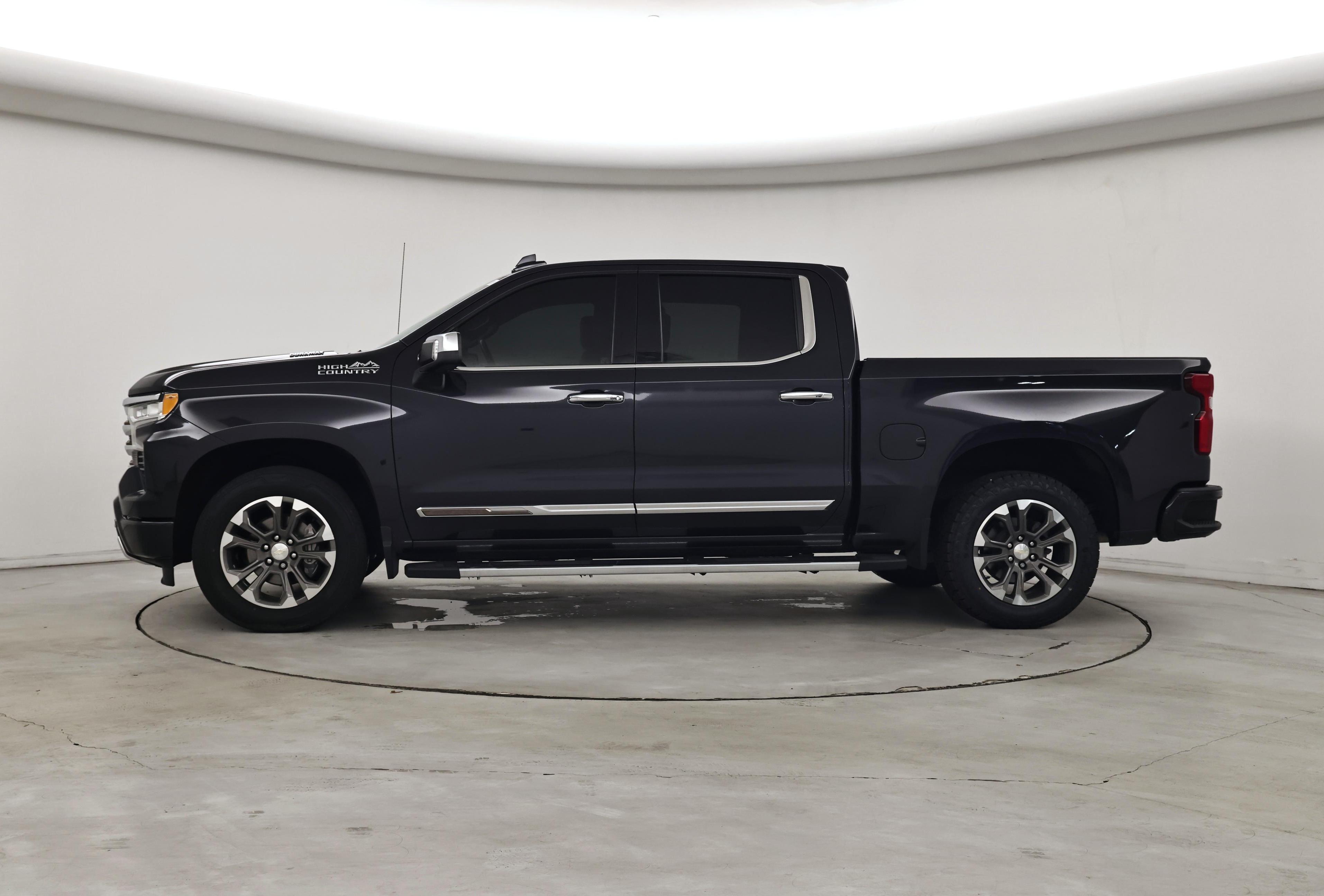 Thumbnail: 2022 Chevrolet Silverado 1500 - 3