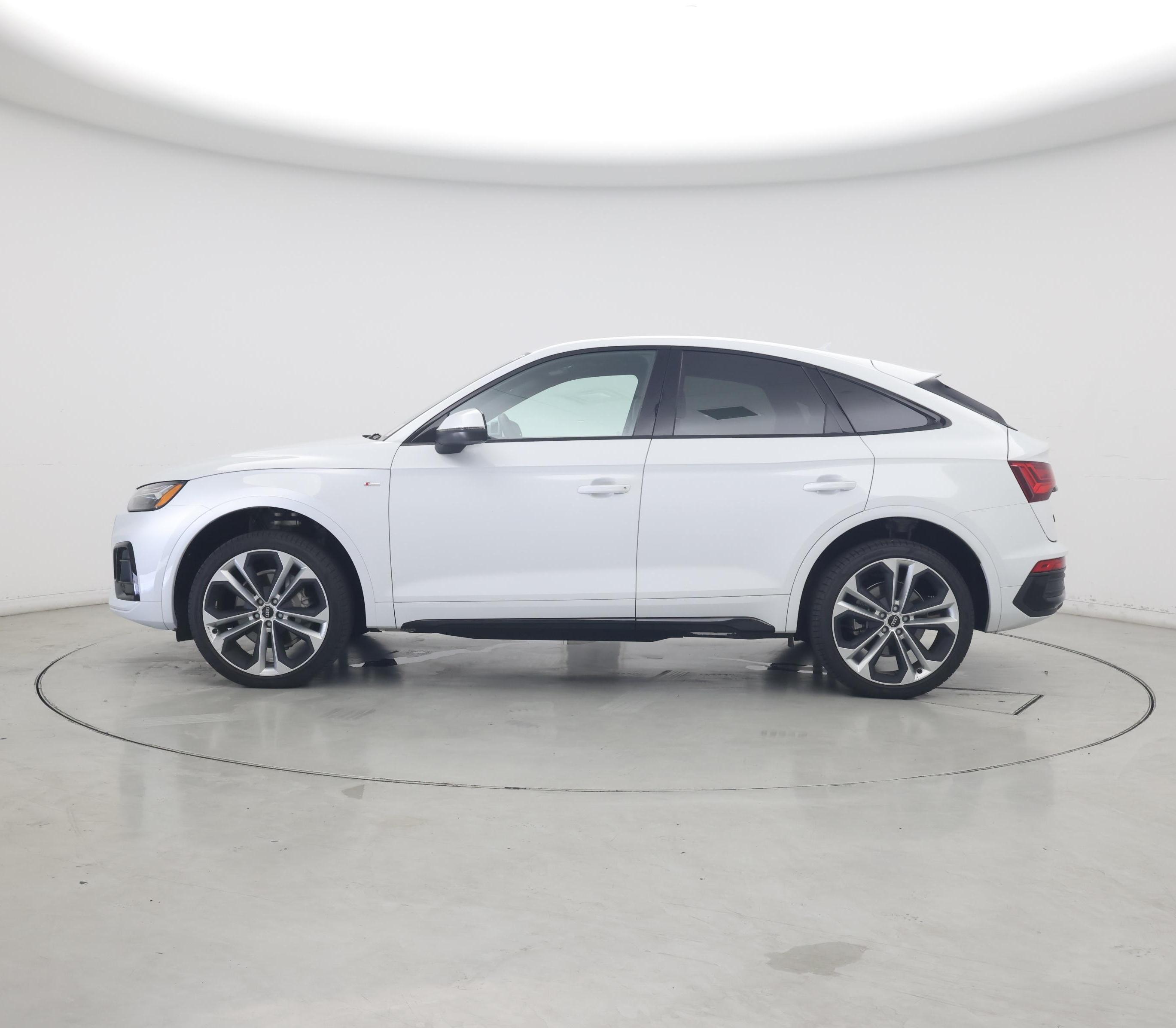Thumbnail: 2023 Audi Q5 - 3