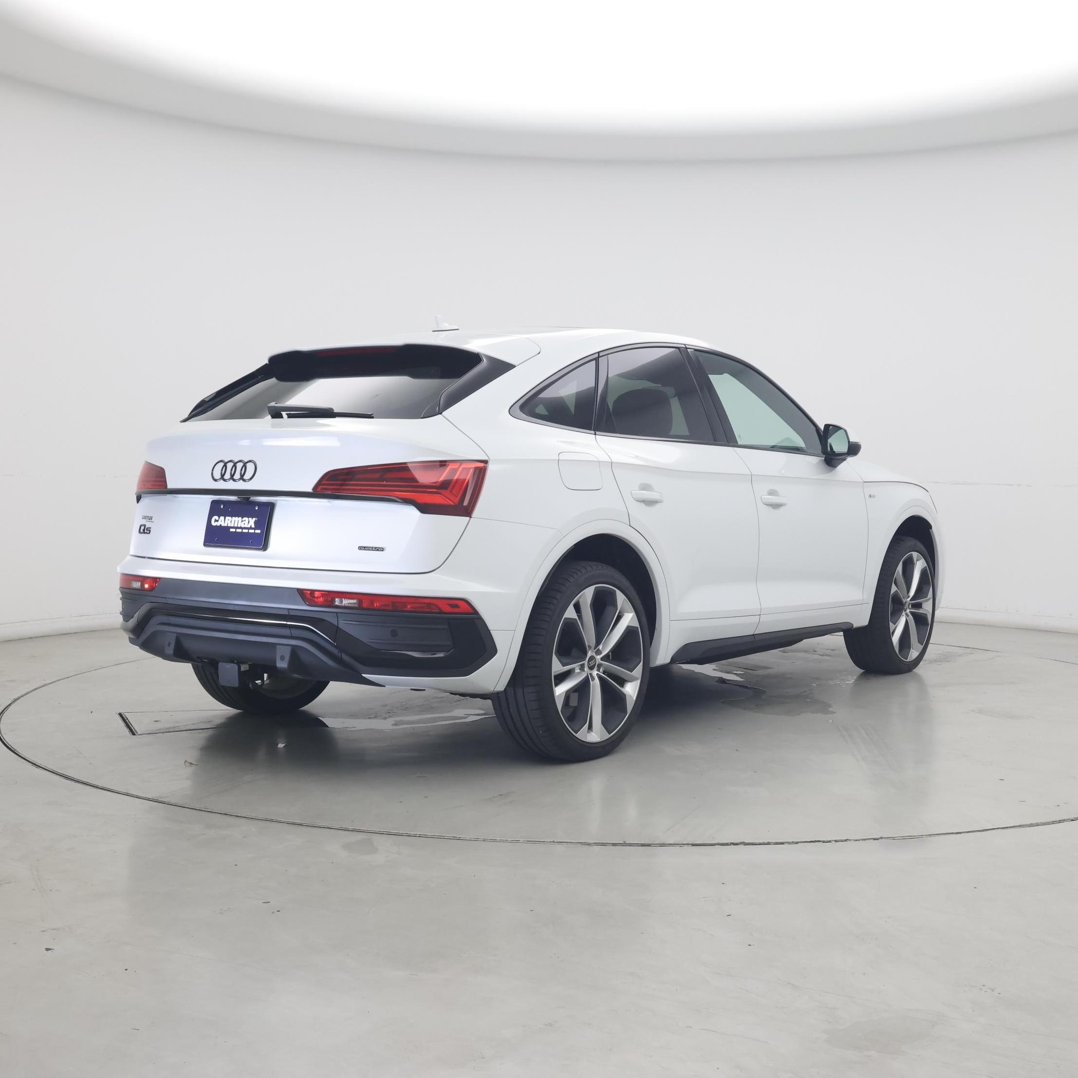 Thumbnail: 2023 Audi Q5 - 8