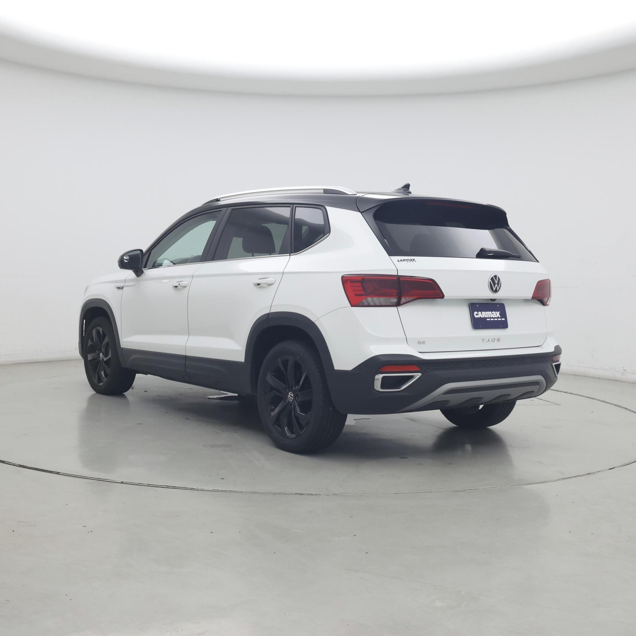 Thumbnail: 2023 Volkswagen Taos - 2