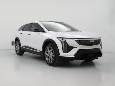 2025 Cadillac OPTIQ Luxury 2