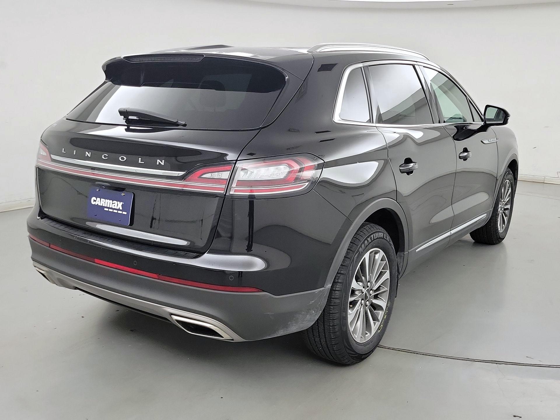 Thumbnail: 2023 Lincoln Nautilus - 5