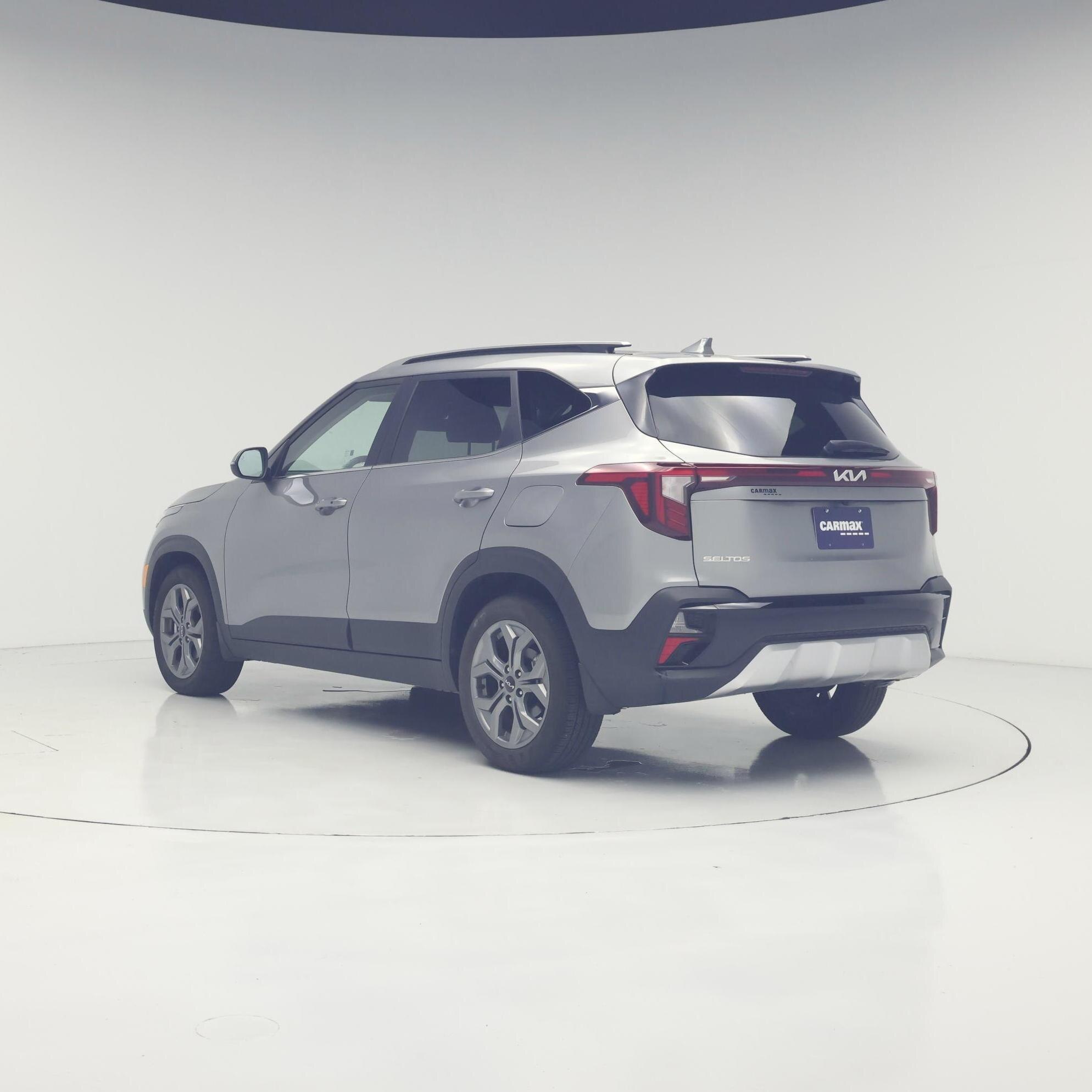 Thumbnail: 2024 Kia Seltos - 2