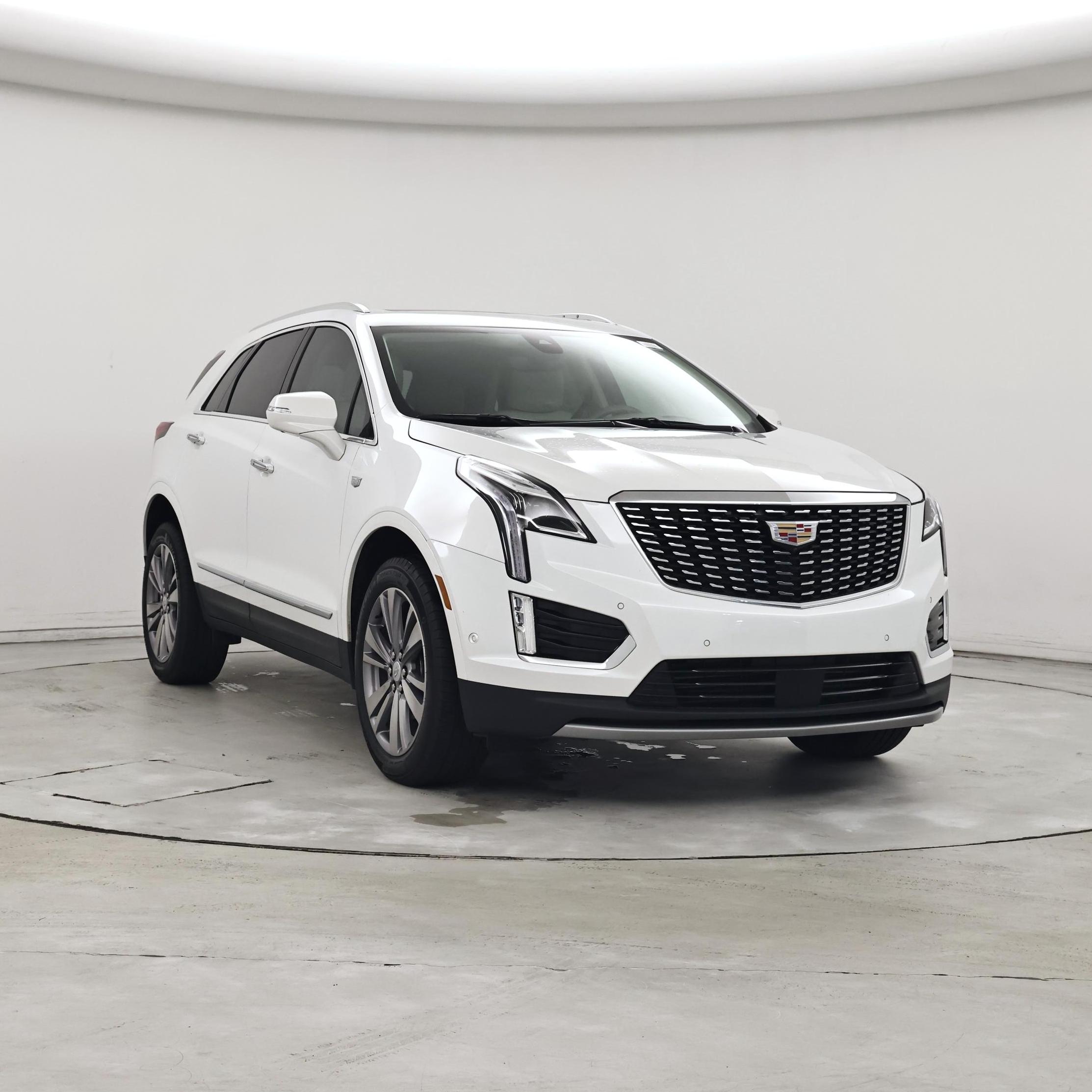 White 2024 Cadillac XT5 SUV / Crossover Front-Wheel Drive Automatic