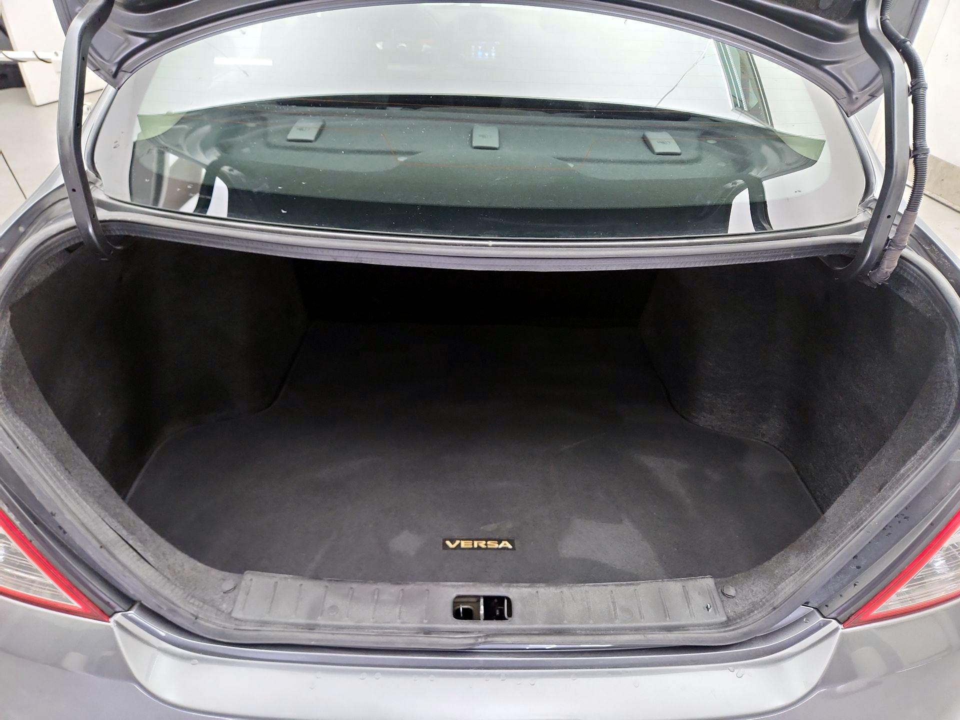 Thumbnail: 2019 Nissan Versa - 20