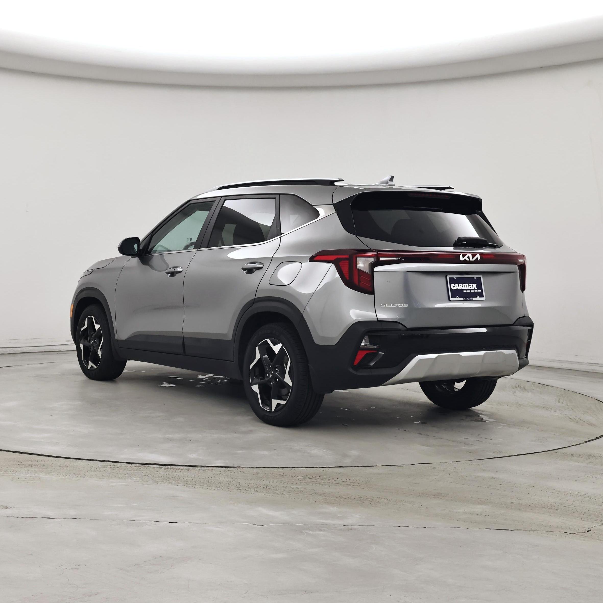 Thumbnail: 2024 Kia Seltos - 2