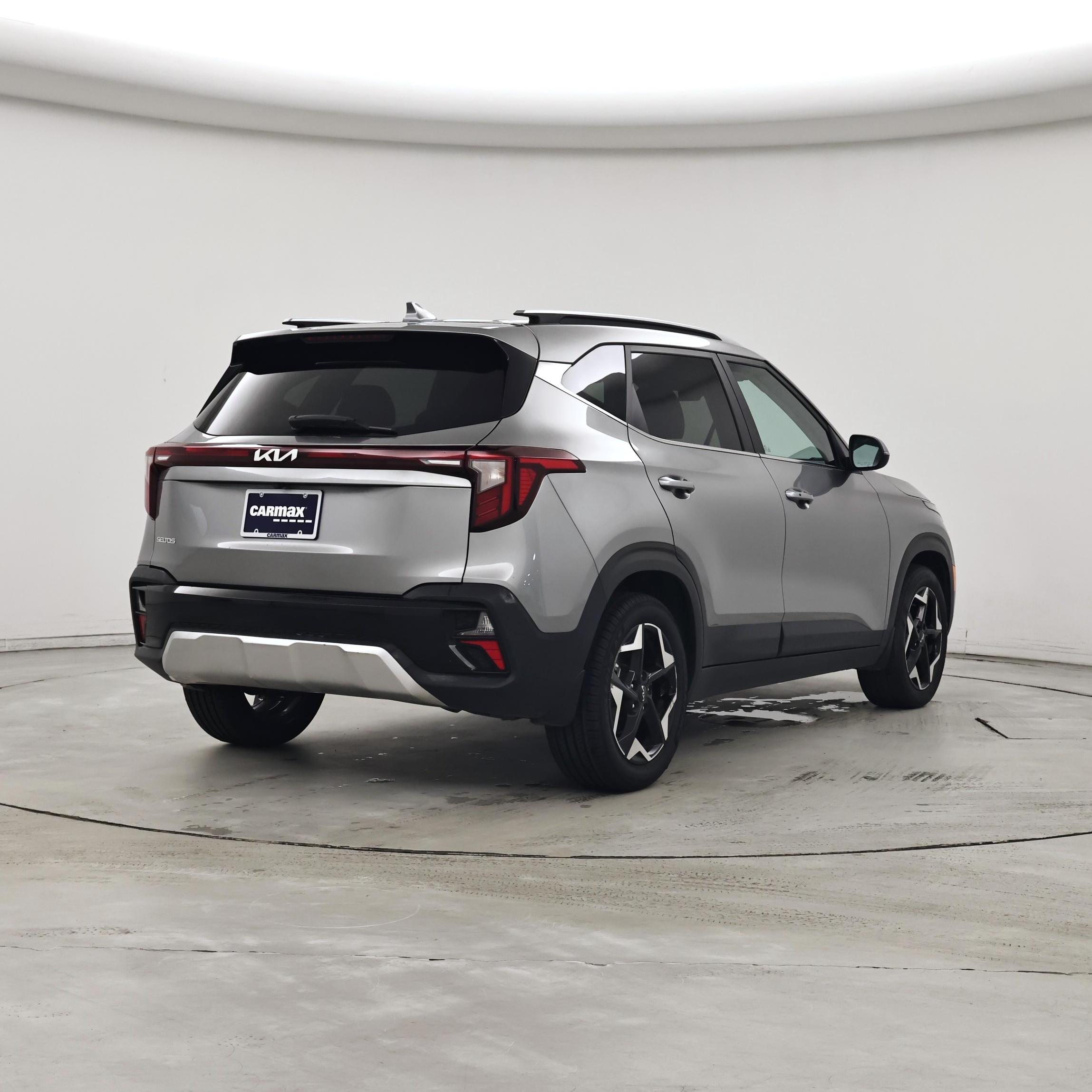 Thumbnail: 2024 Kia Seltos - 8