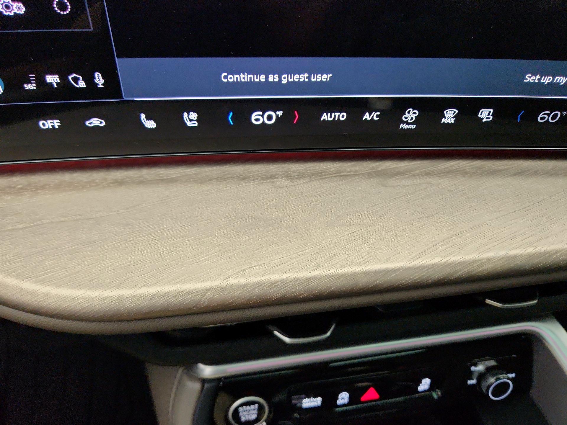 Thumbnail: 2025 Audi Q5 - 15