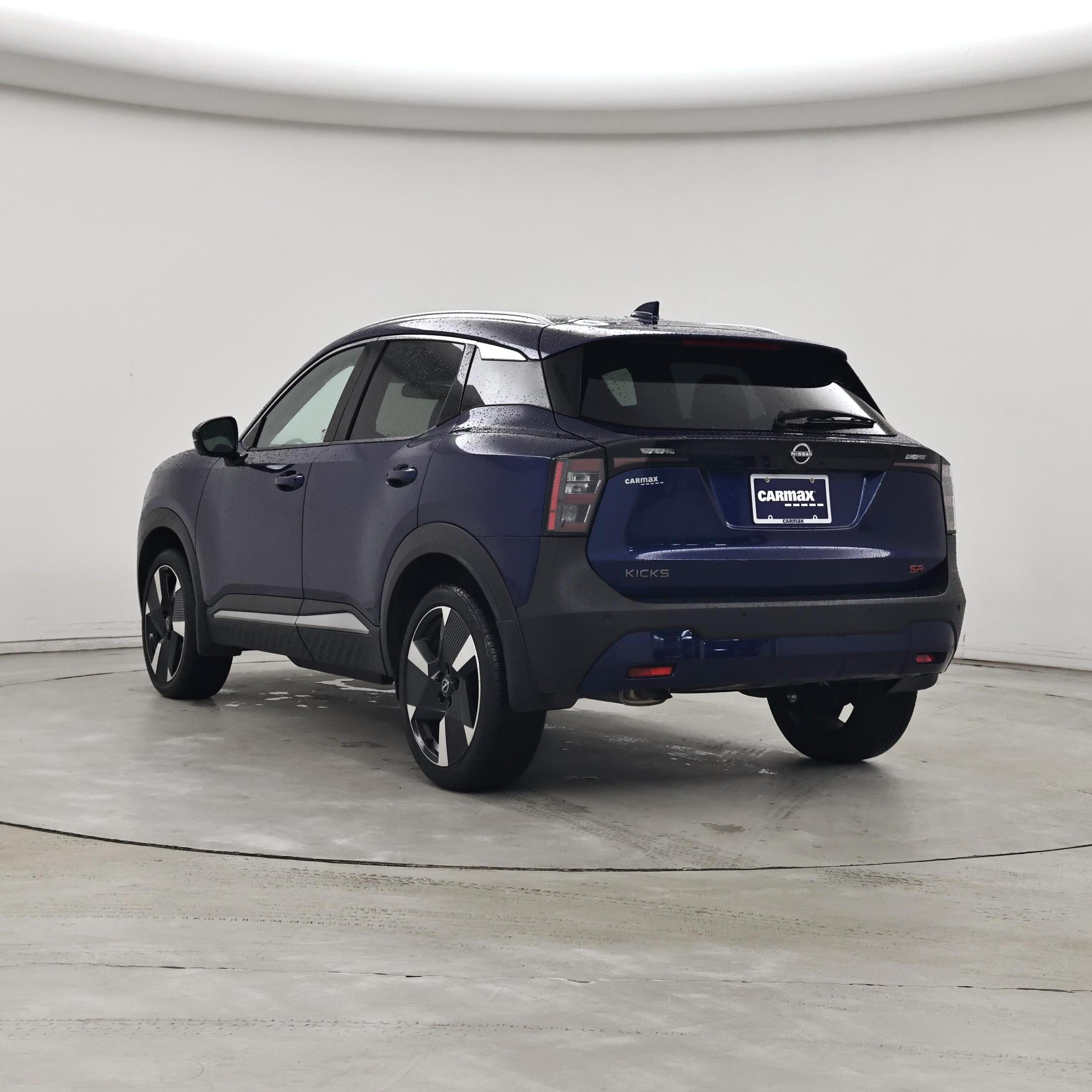 Thumbnail: 2025 Nissan Kicks - 2