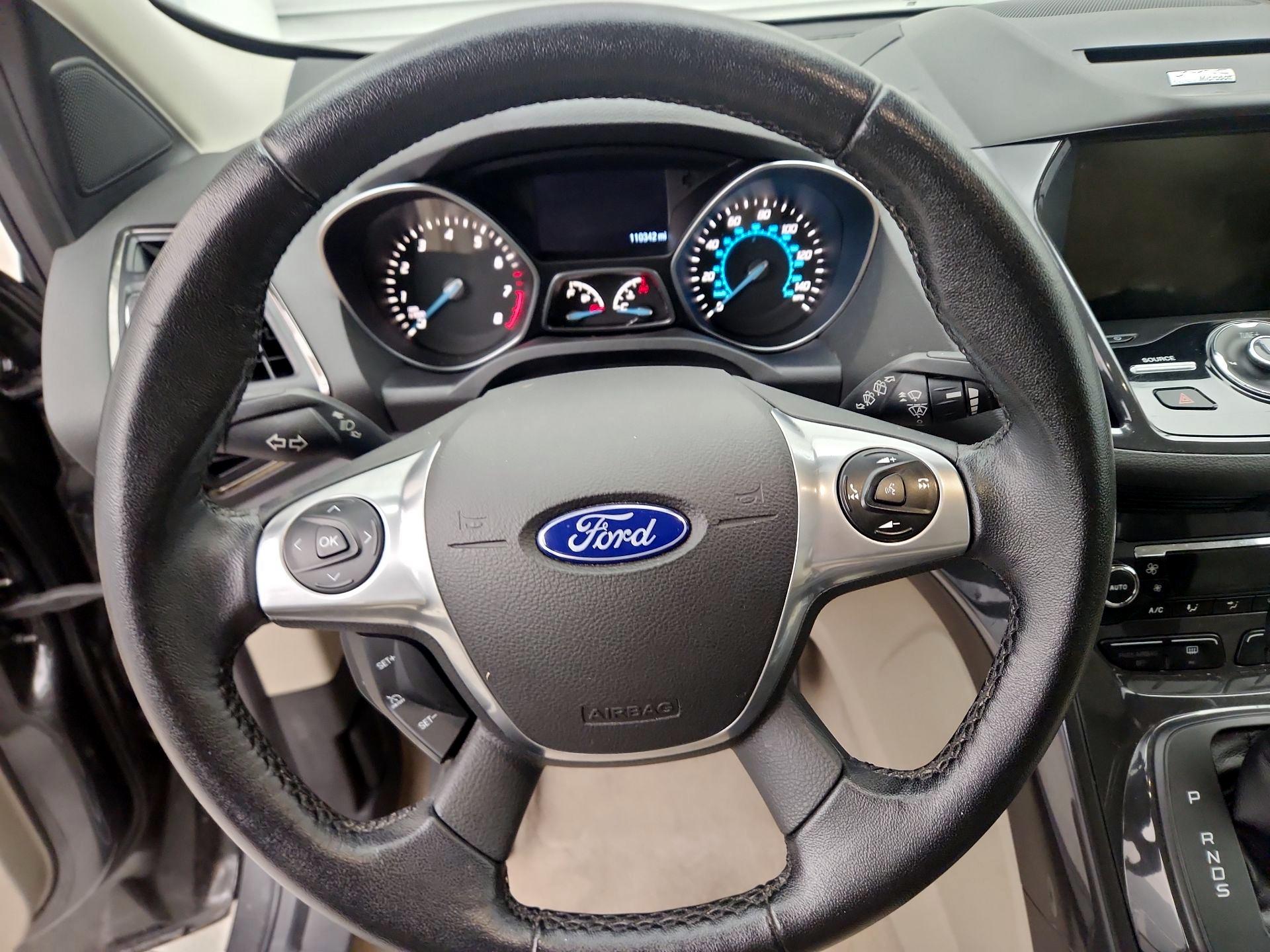 Thumbnail: 2015 Ford Escape - 10