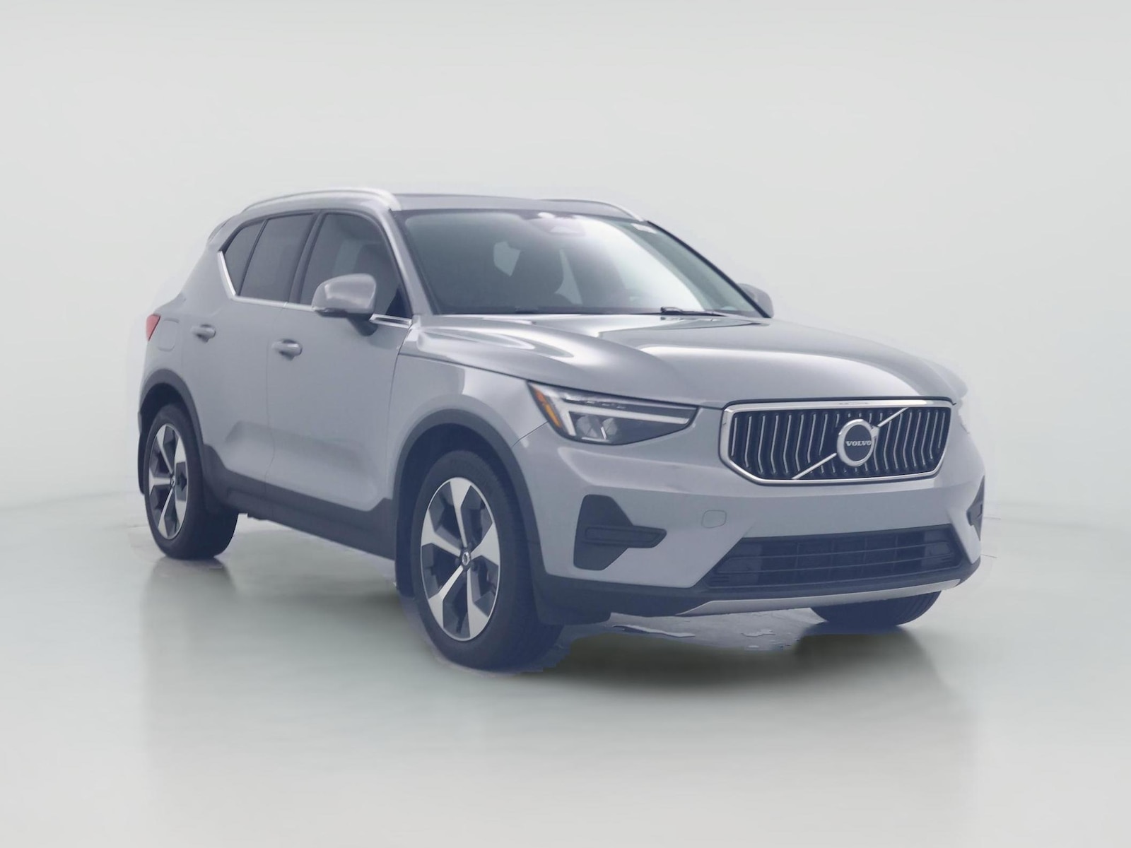 2024 Volvo XC40