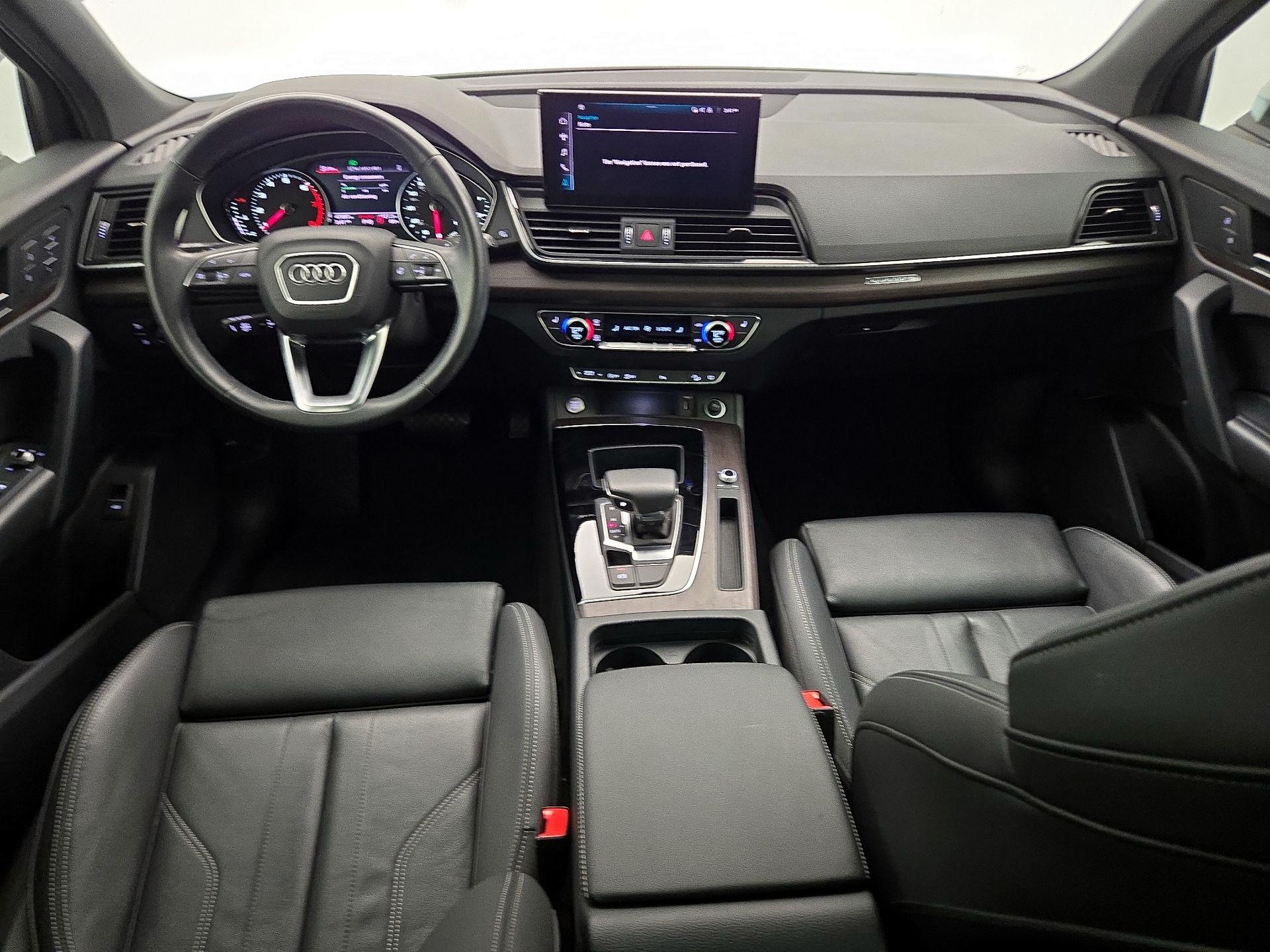 Thumbnail: 2023 Audi Q5 - 9