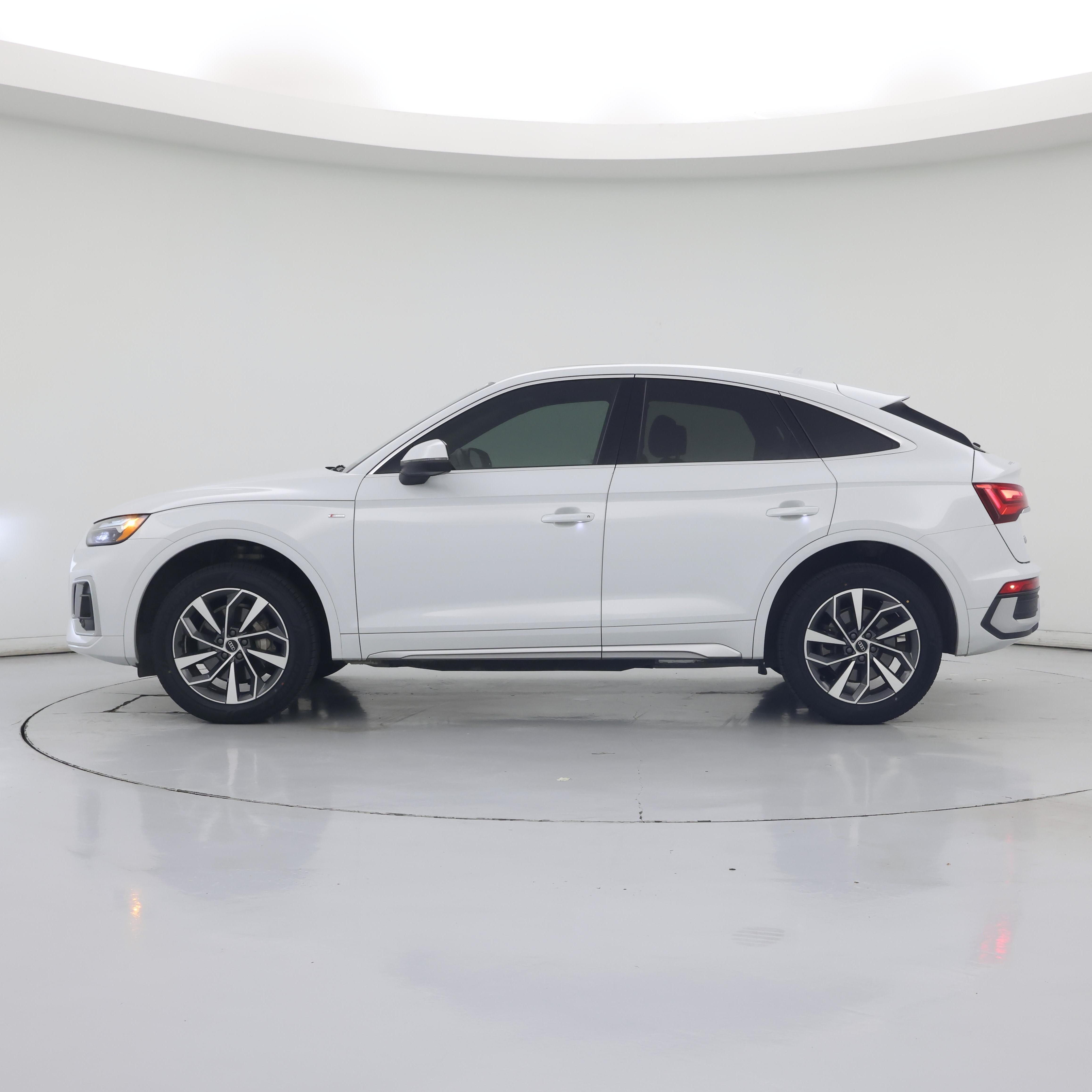Thumbnail: 2023 Audi Q5 - 3