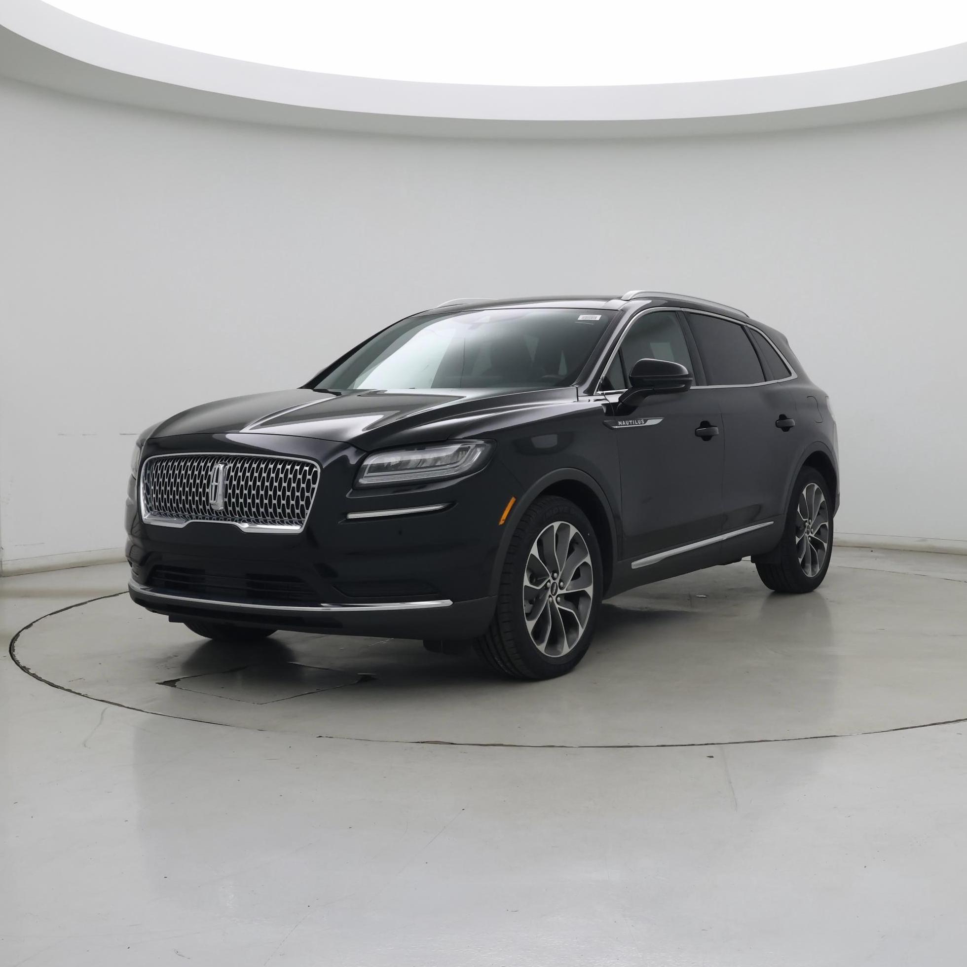 Thumbnail: 2023 Lincoln Nautilus - 4