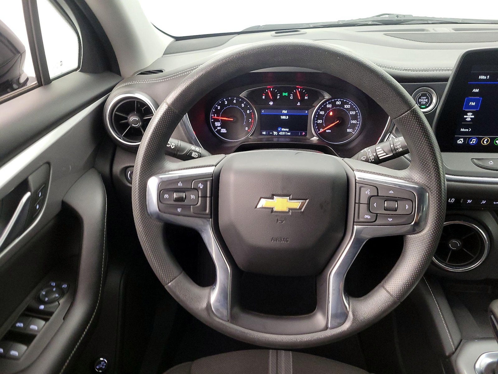 2023 Chevrolet Blazer 2LT - Photo 11