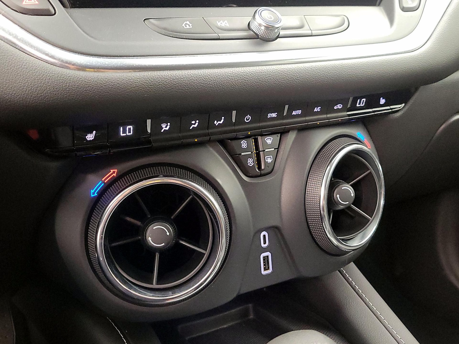 2023 Chevrolet Blazer 2LT - Photo 17