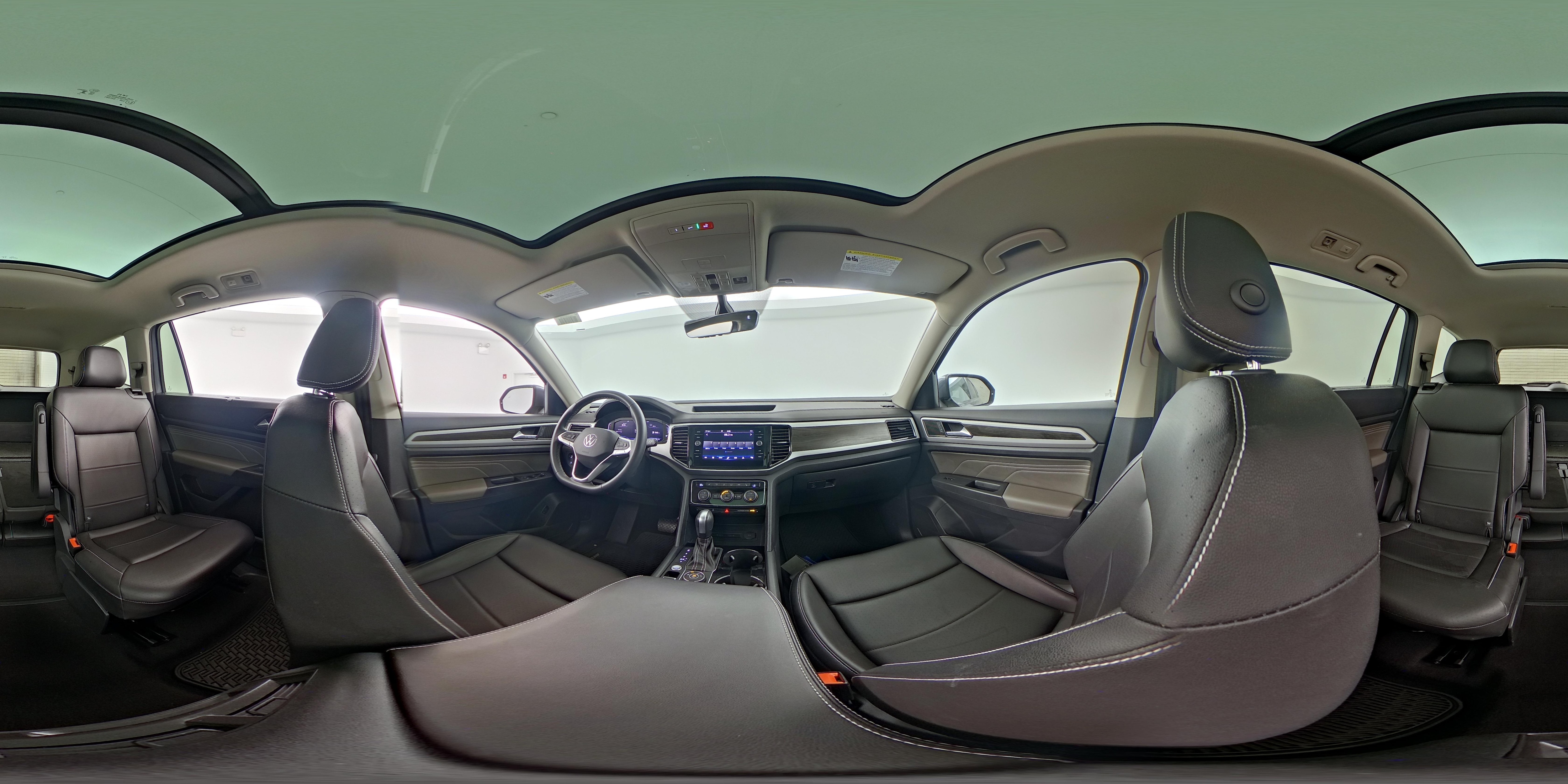 2023 Volkswagen Atlas SE w/Tech - Photo 26
