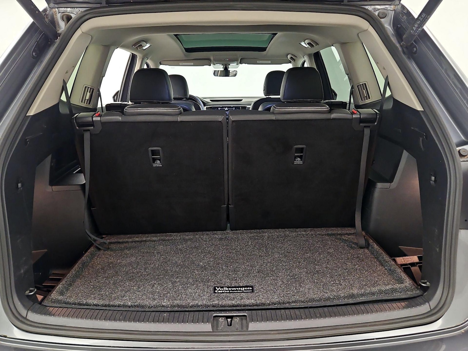 2023 Volkswagen Atlas SE w/Tech - Photo 21