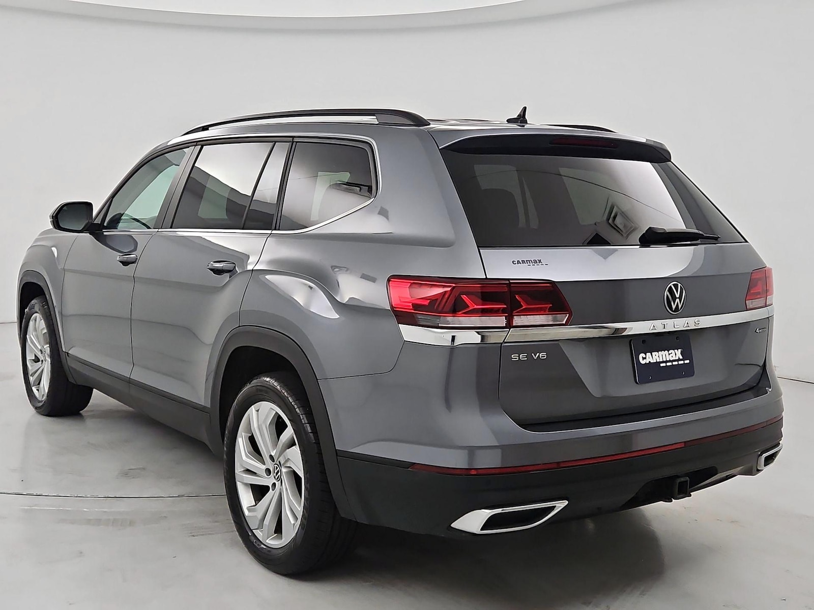 2023 Volkswagen Atlas SE w/Tech - Photo 7