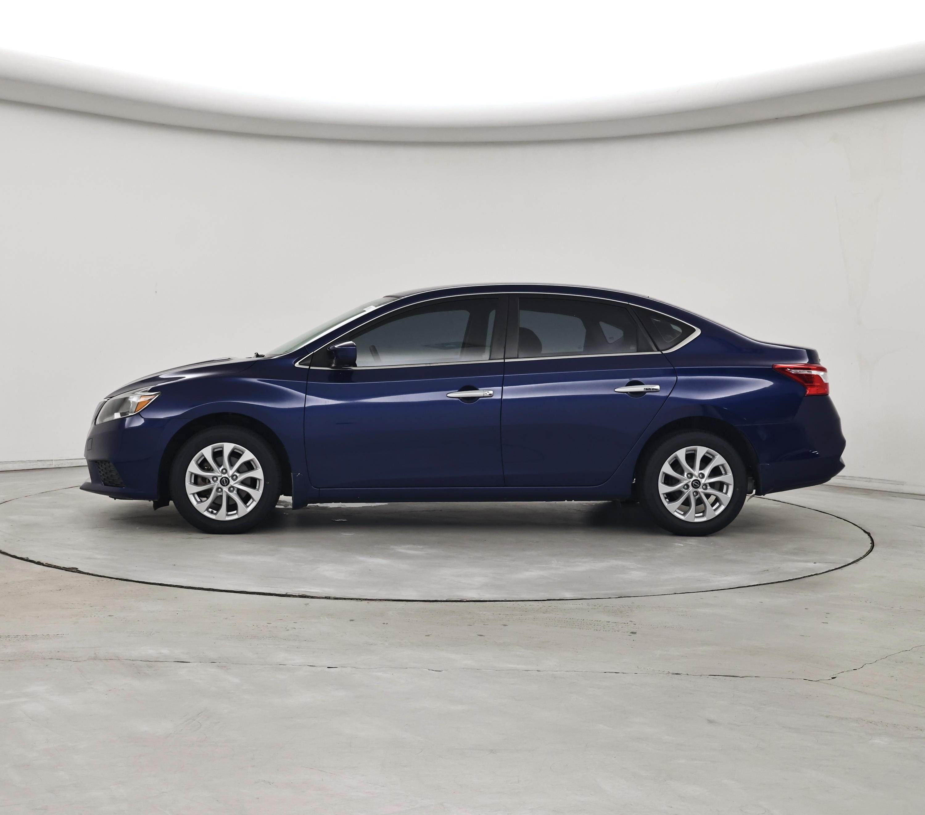 Thumbnail: 2019 Nissan Sentra - 3