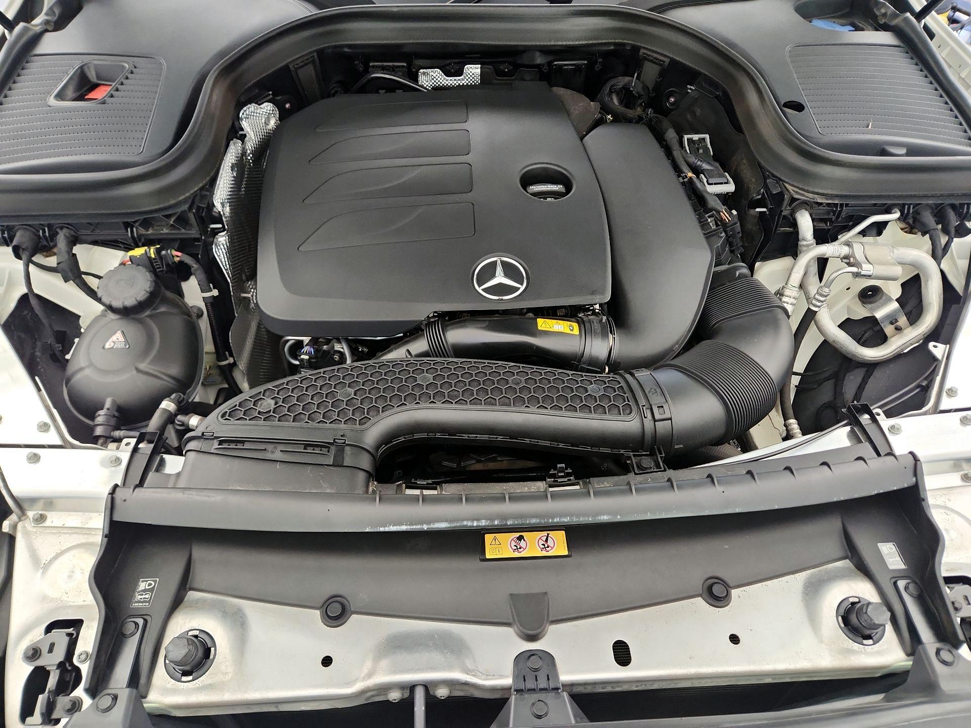 Thumbnail: 2022 Mercedes-Benz GLC - 20