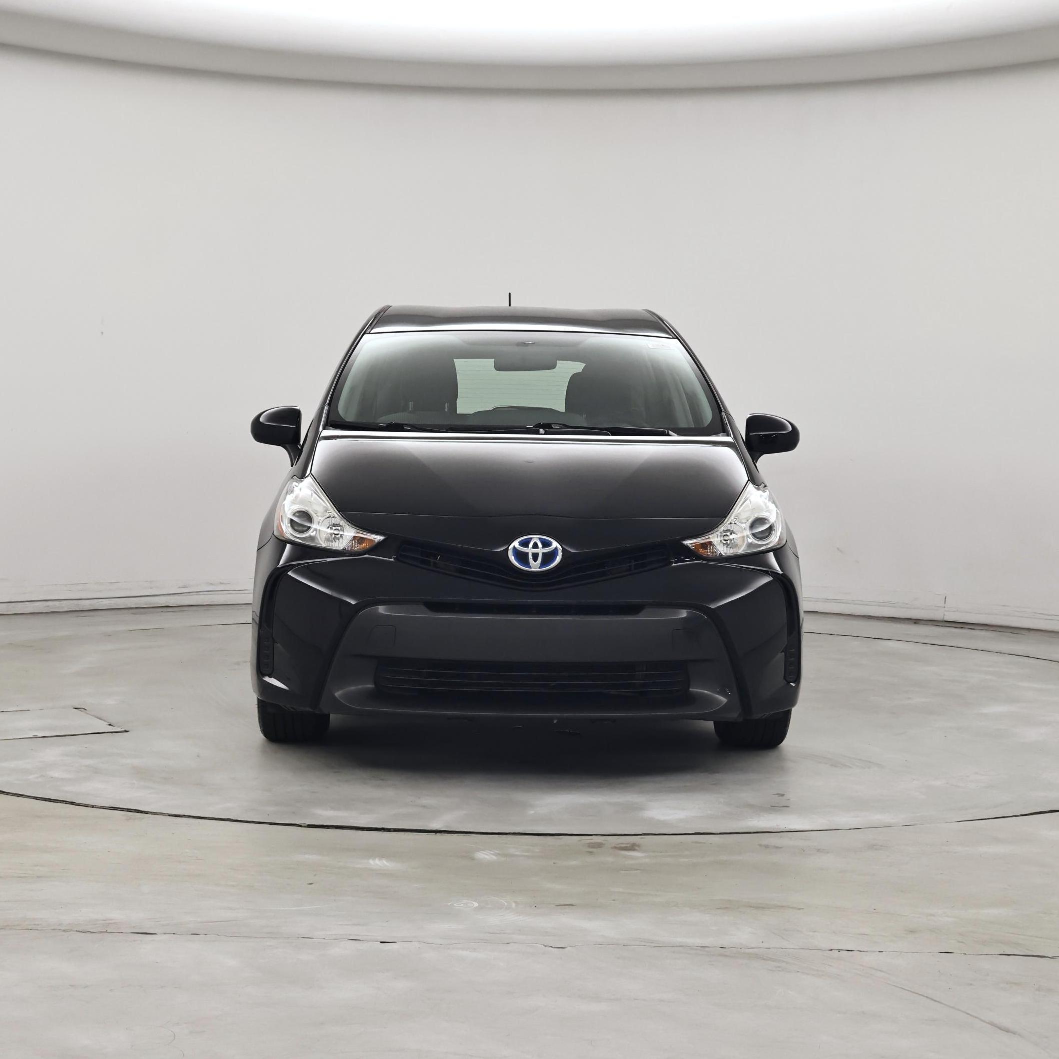 Thumbnail: 2017 Toyota Prius v - 5