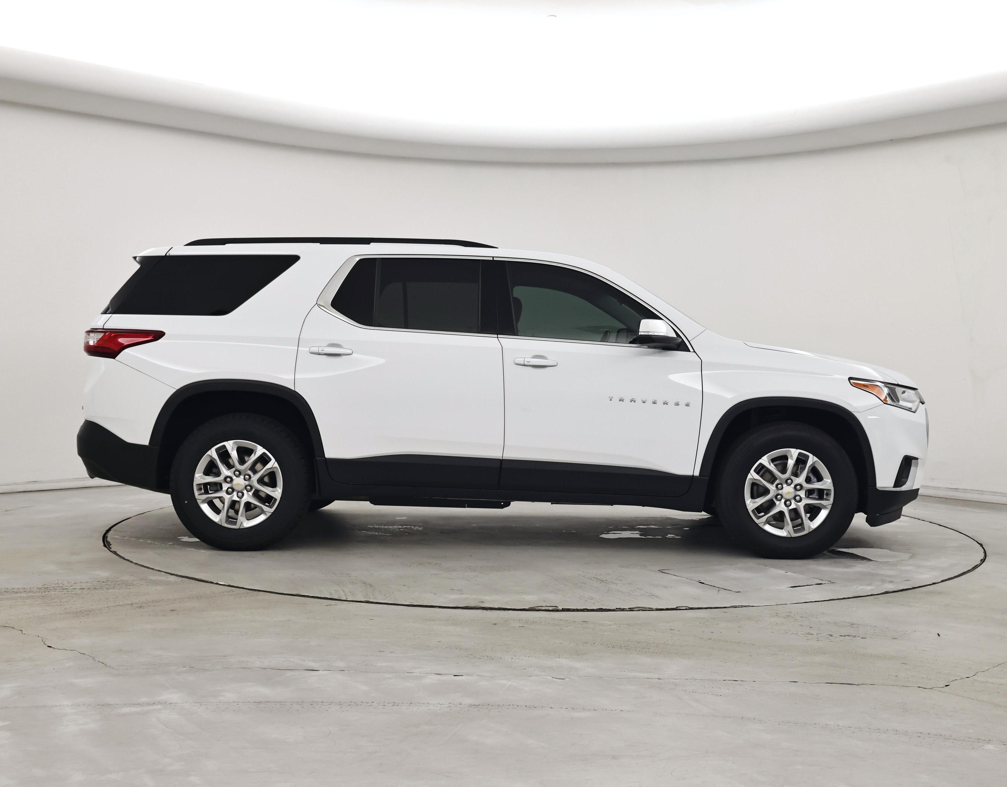 Thumbnail: 2021 Chevrolet Traverse - 7