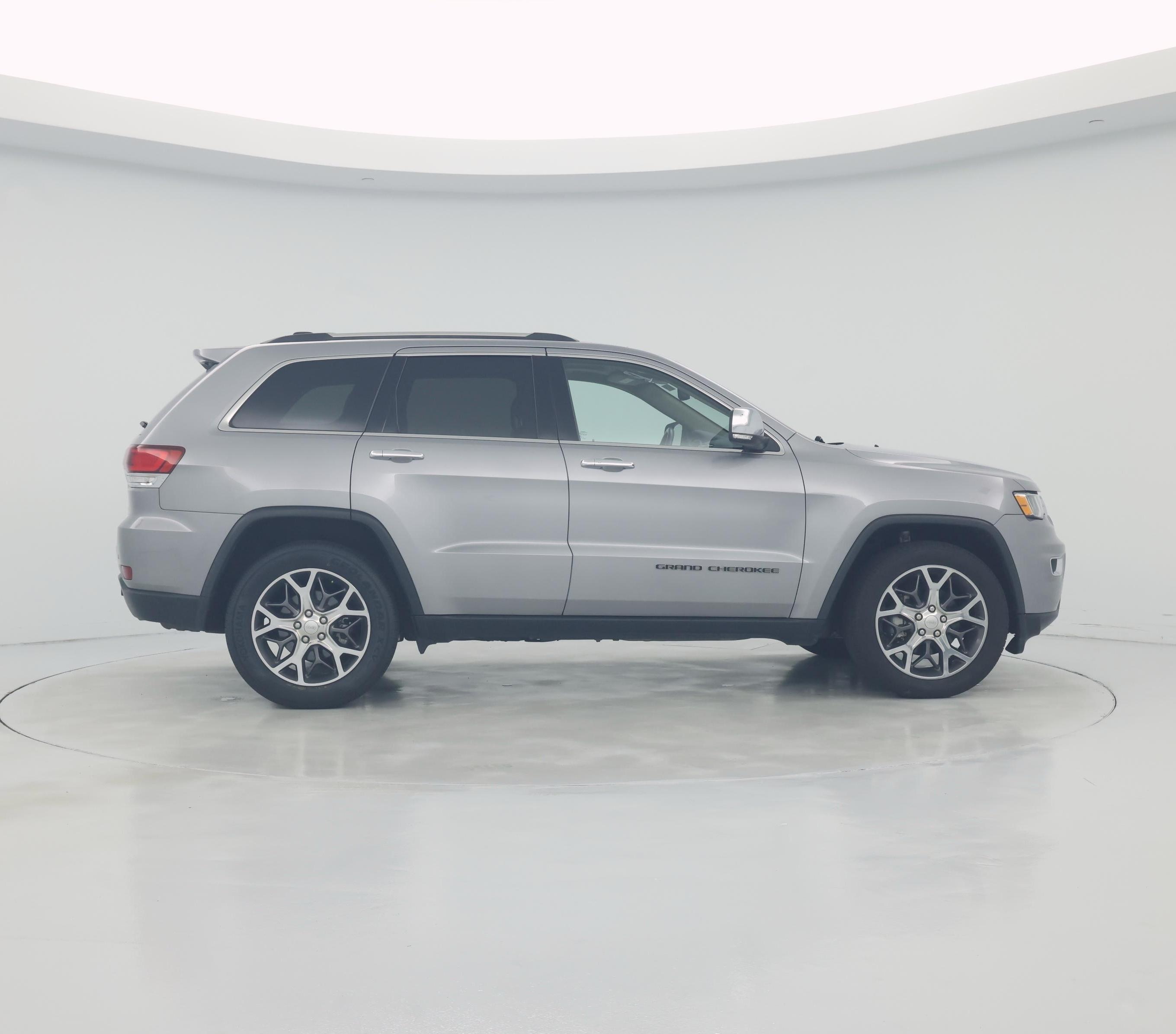 Thumbnail: 2020 Jeep Grand Cherokee - 7