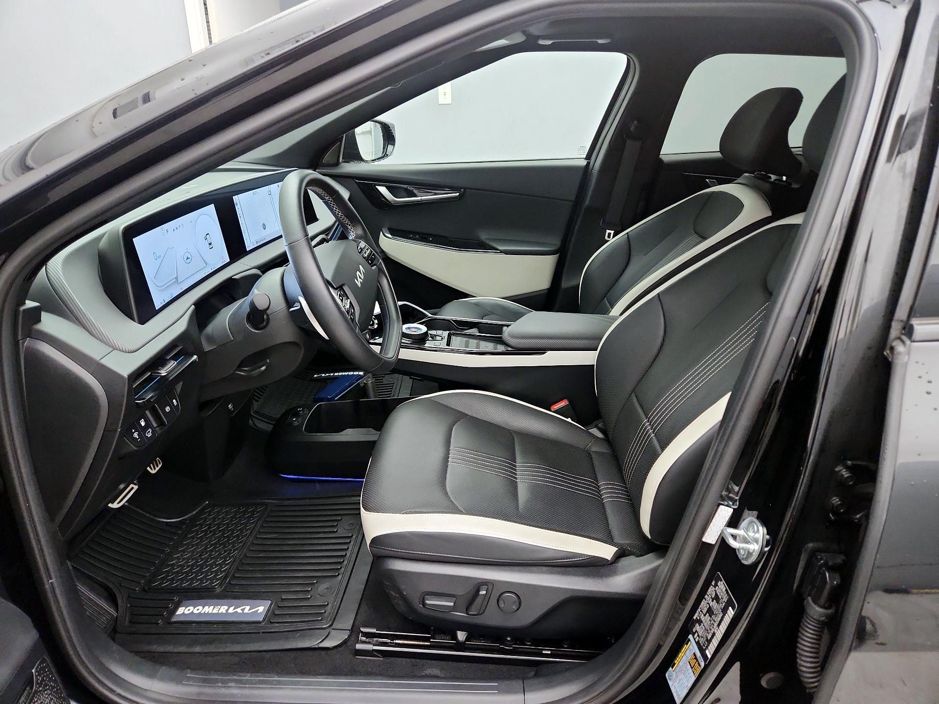 Thumbnail: 2024 Kia EV6 - 11