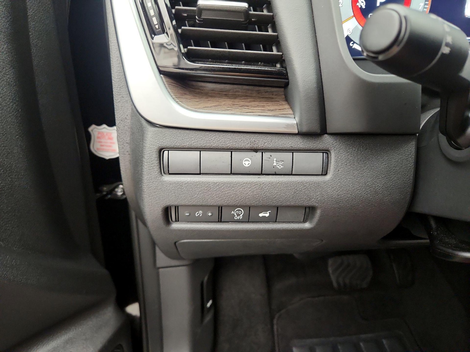2026 Nissan Rogue Platinum - Photo 14