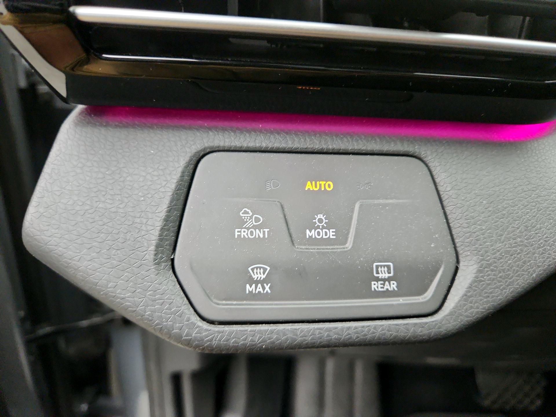 Thumbnail: 2024 Volkswagen ID.4 - 13