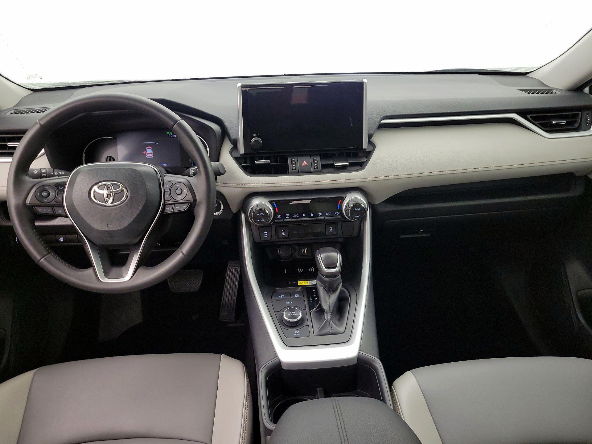 Thumbnail: 2025 Toyota RAV4 - 9