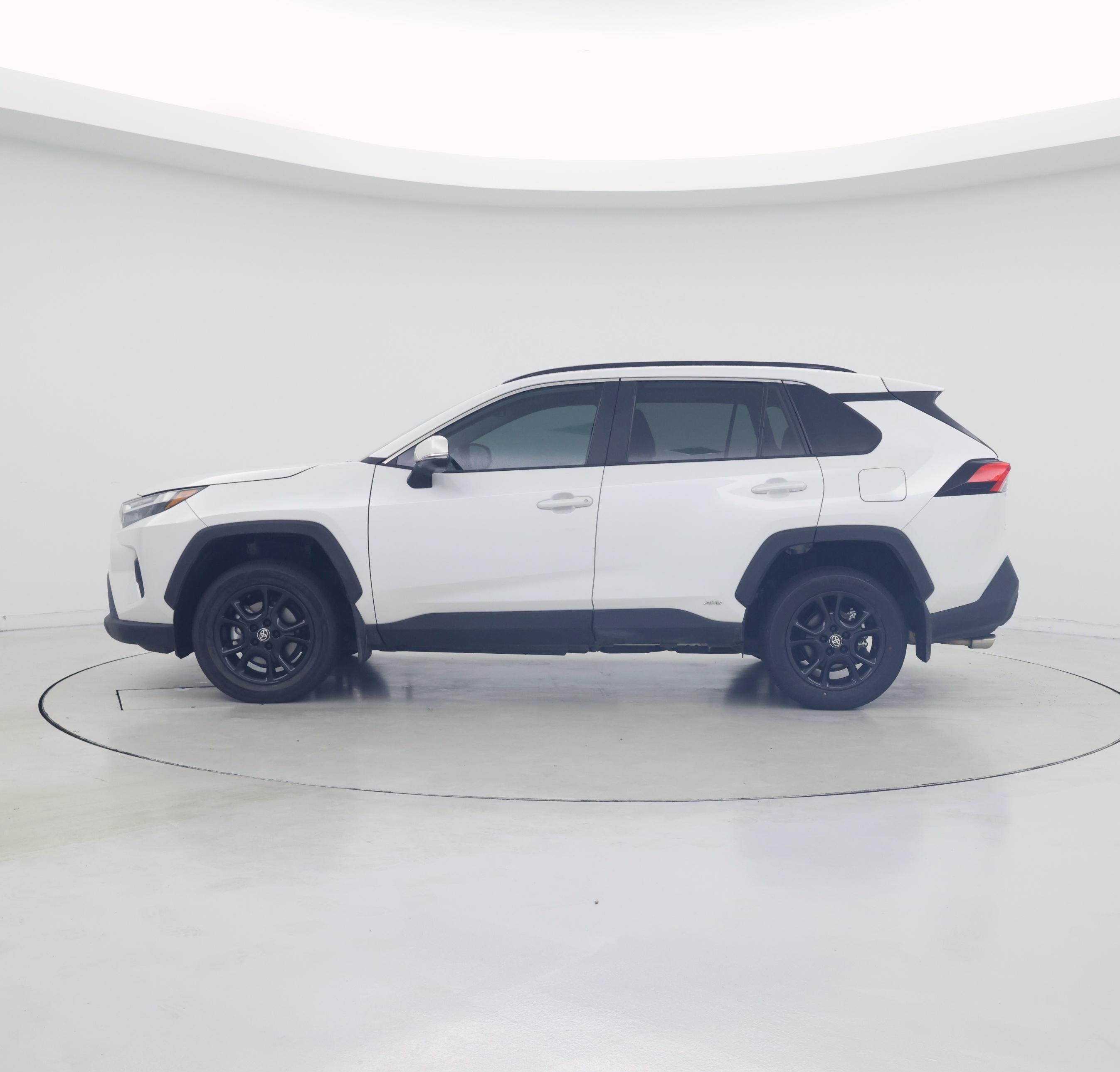 Thumbnail: 2025 Toyota RAV4 - 3