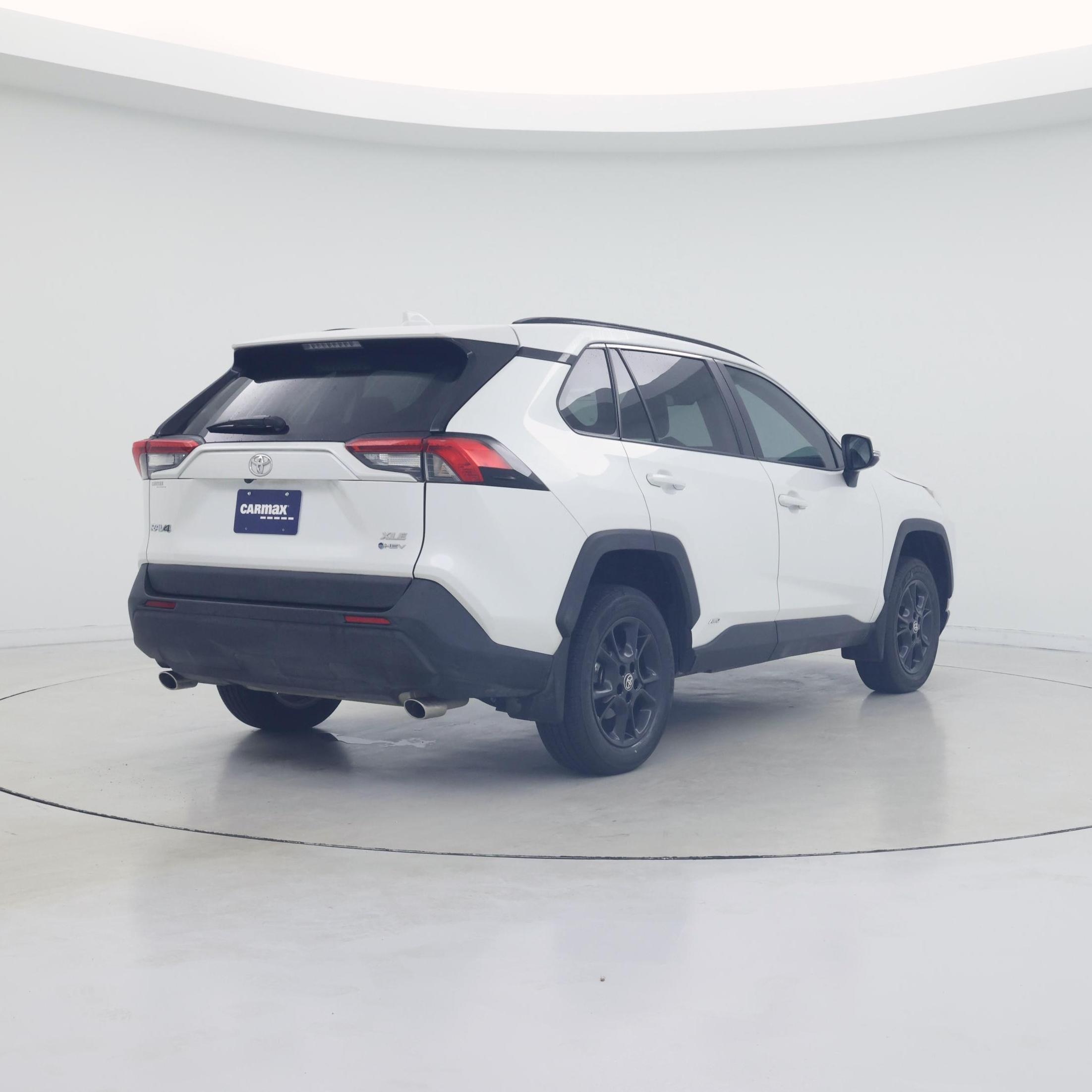 Thumbnail: 2025 Toyota RAV4 - 8