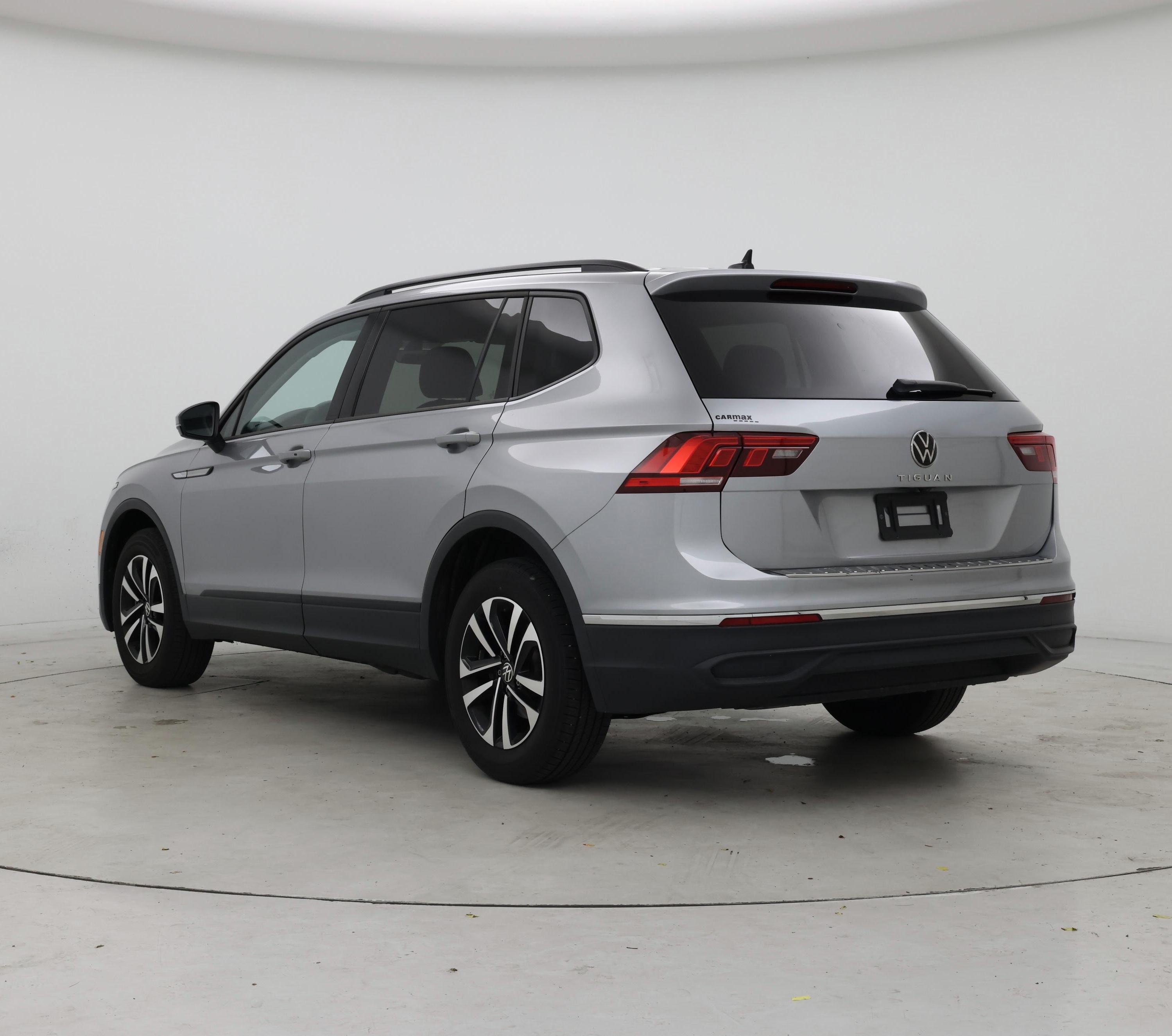Thumbnail: 2023 Volkswagen Tiguan - 2