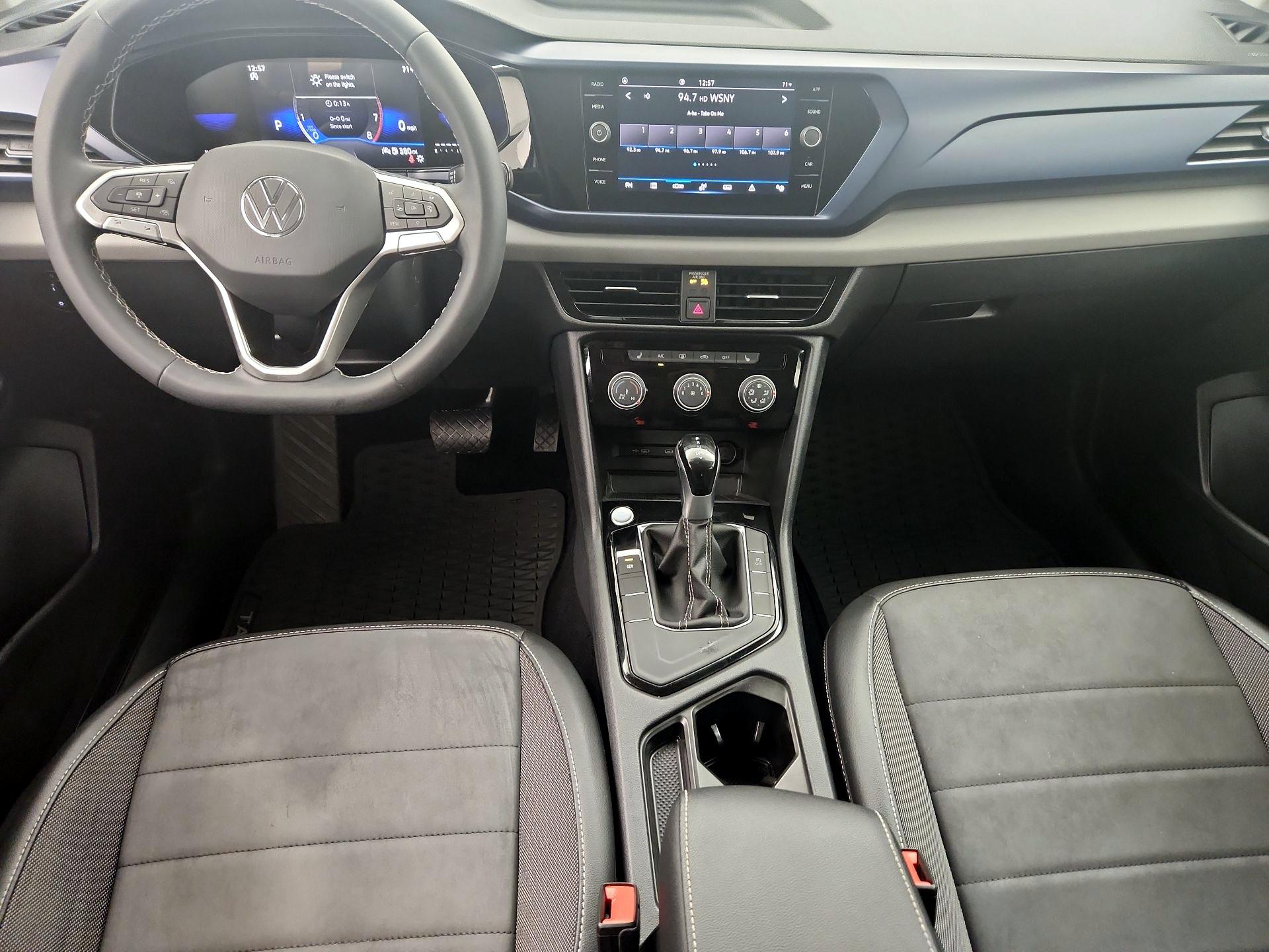 Thumbnail: 2023 Volkswagen Taos - 9