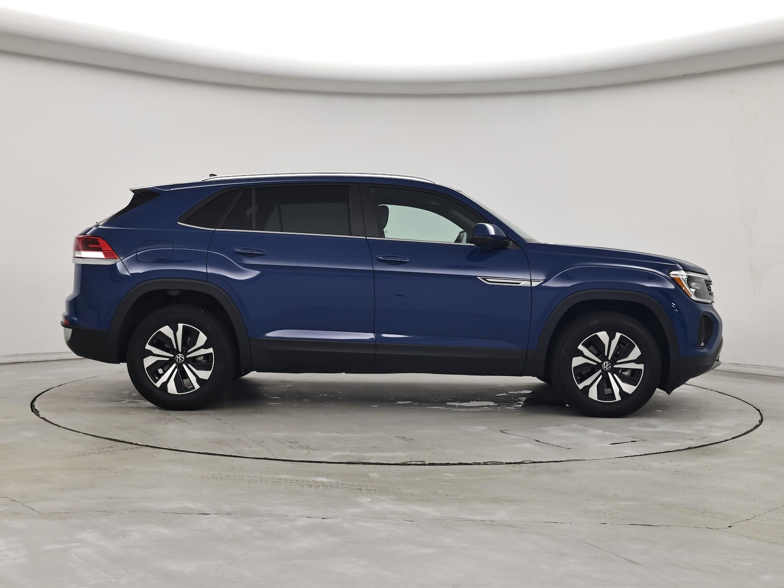 2025 Volkswagen Atlas Cross Sport SE - Photo 8