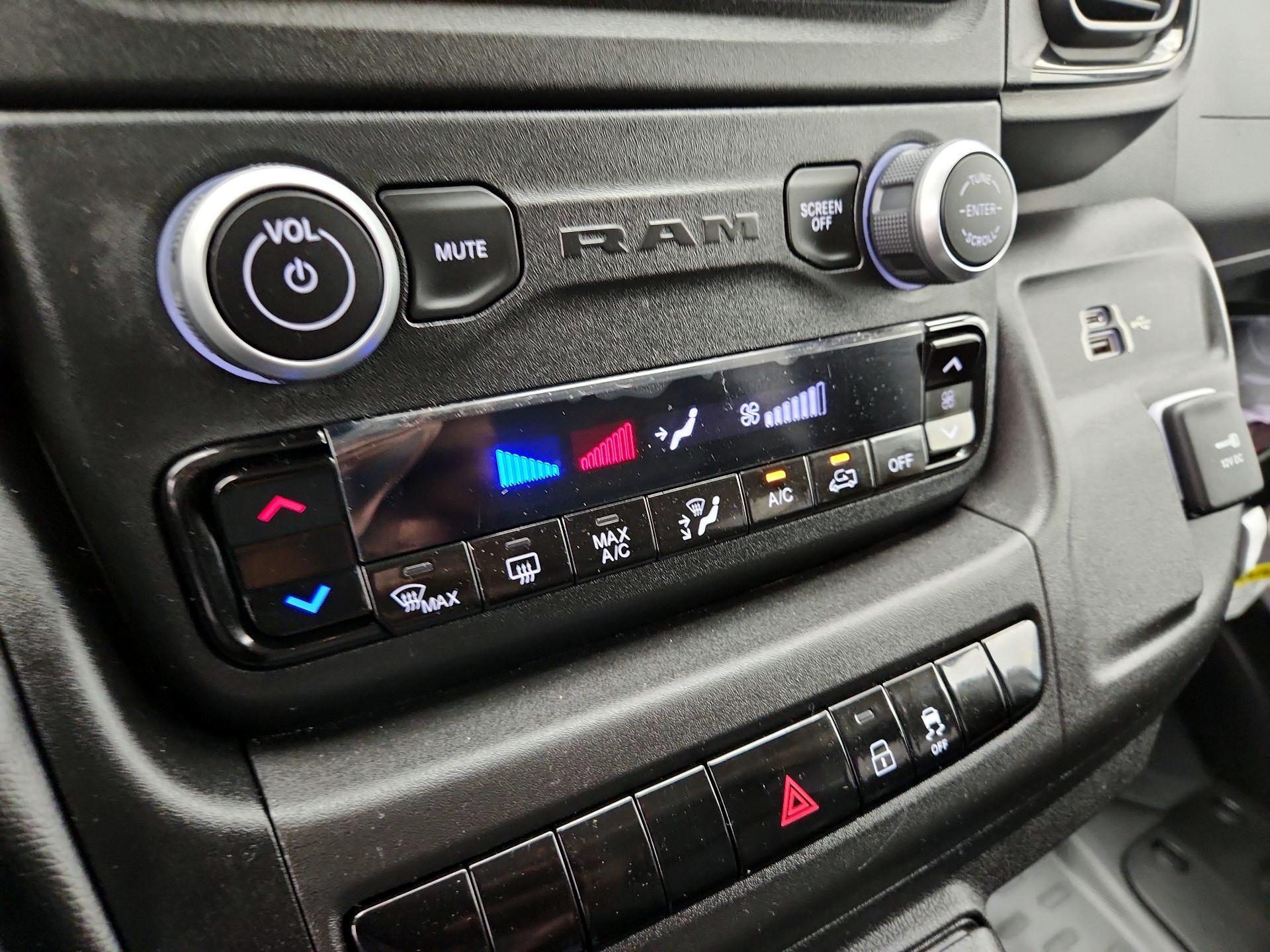 Thumbnail: 2023 RAM ProMaster - 16